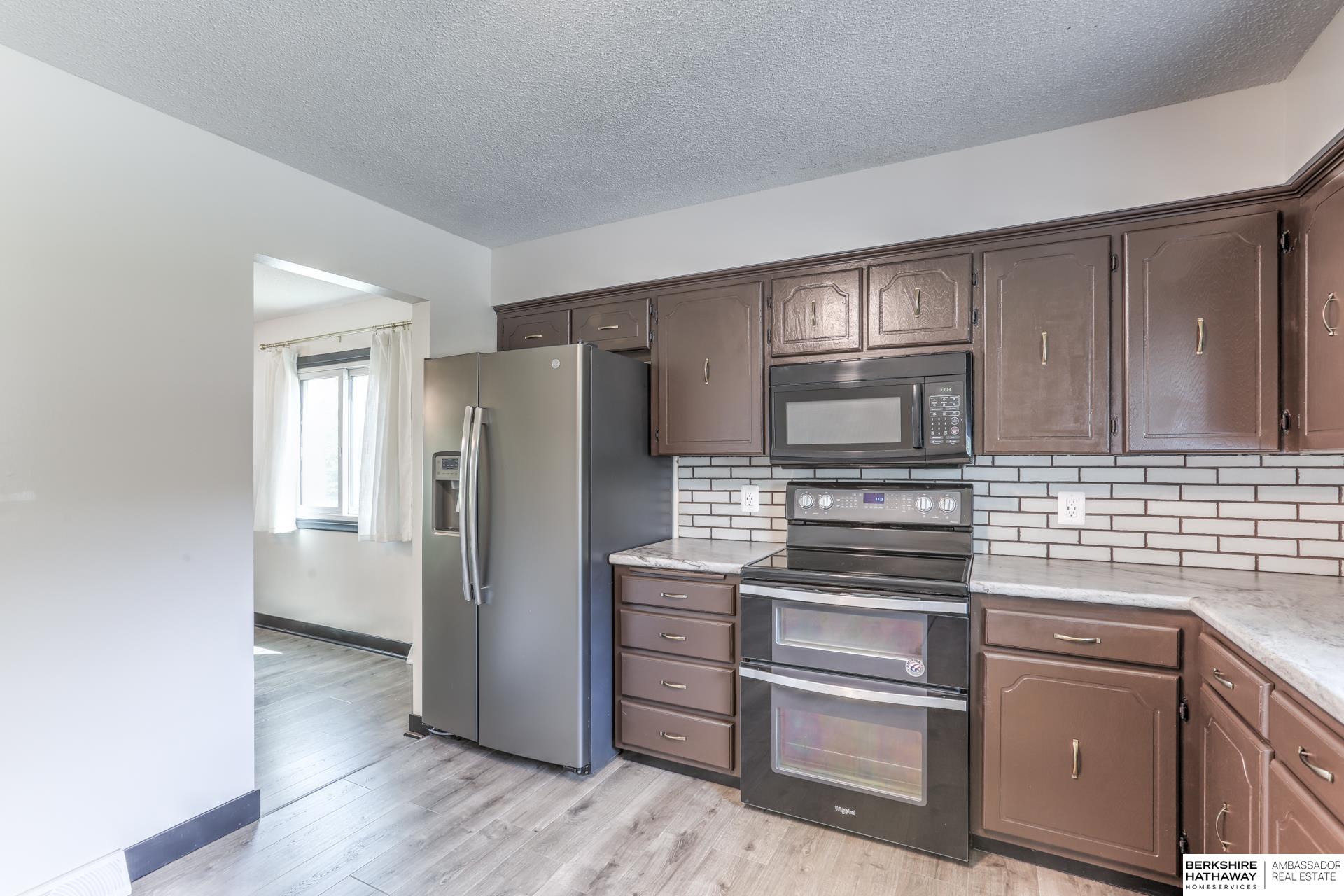 2858 Browne Street, Omaha, Nebraska image 9