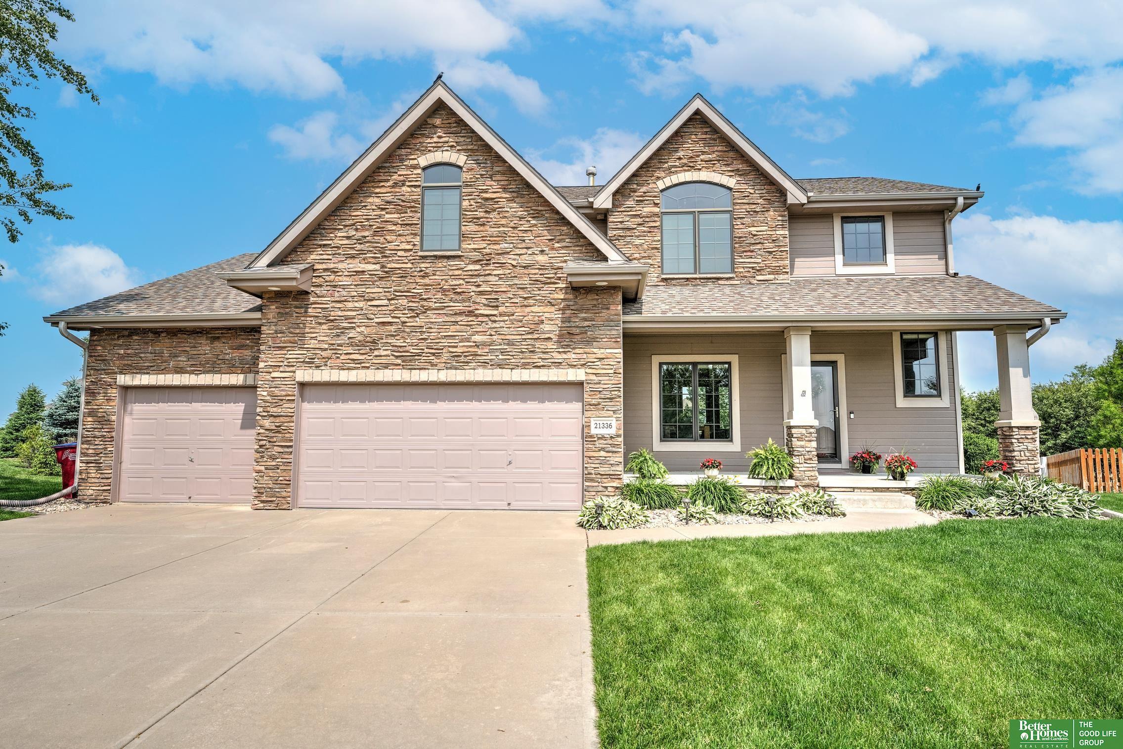 21336 Blackstone Circle, Gretna, Nebraska image 1