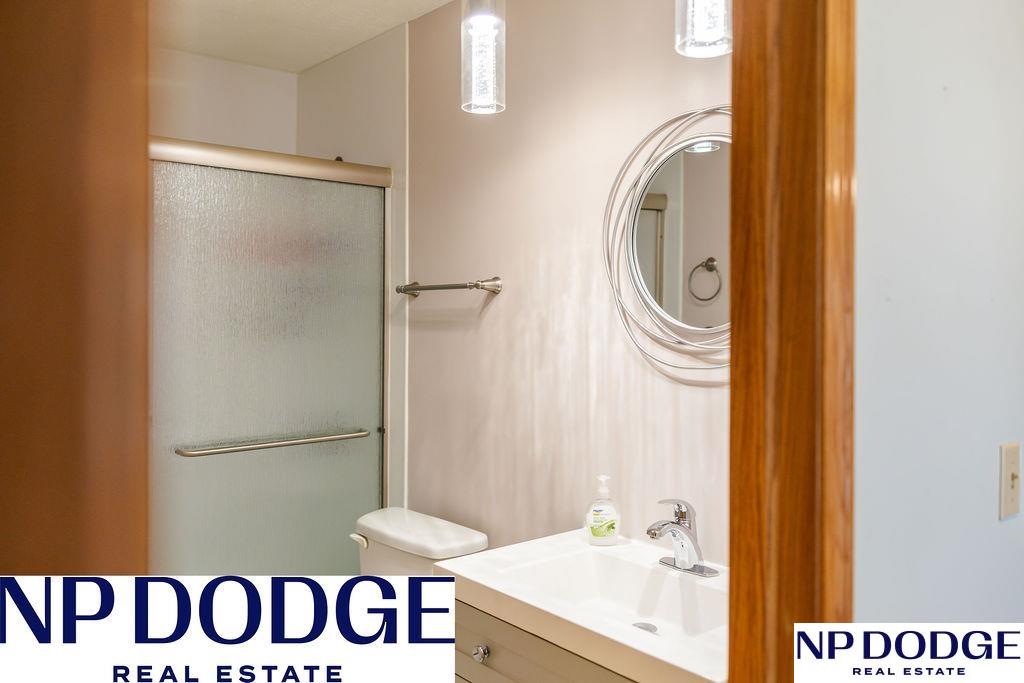 611 Diamond Lane, Papillion, Nebraska image 26