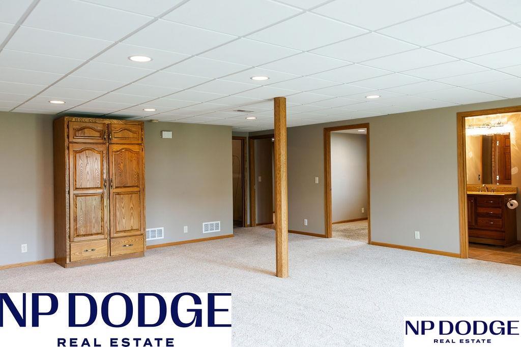 611 Diamond Lane, Papillion, Nebraska image 43