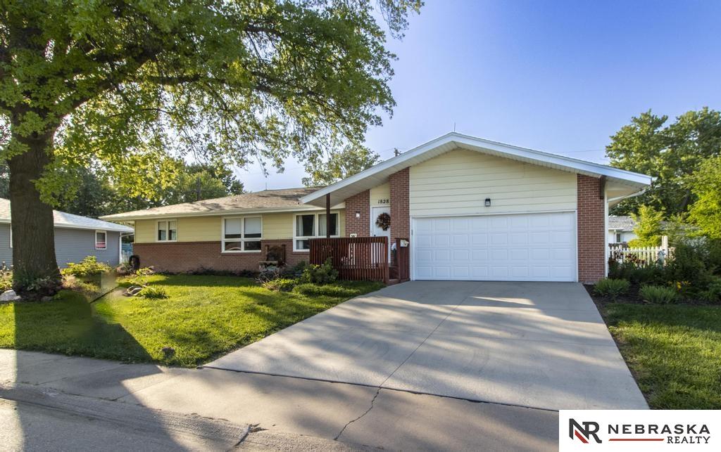 1828 William Drive, Beatrice, Nebraska image 2