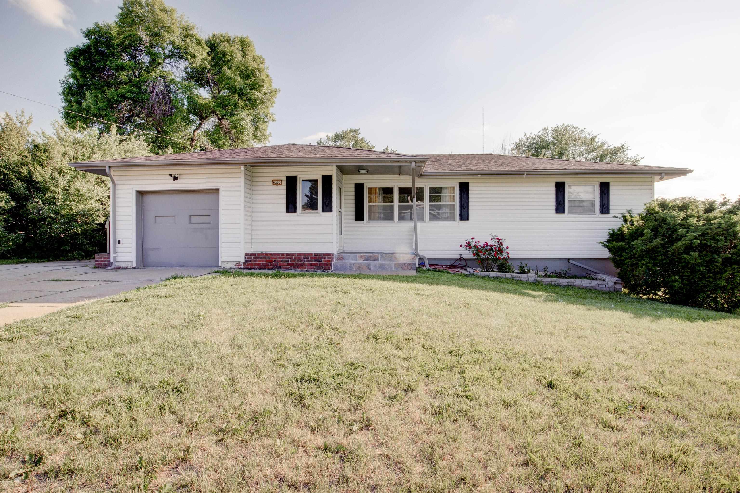 6205 Nebraska Avenue, Omaha, Nebraska image 1