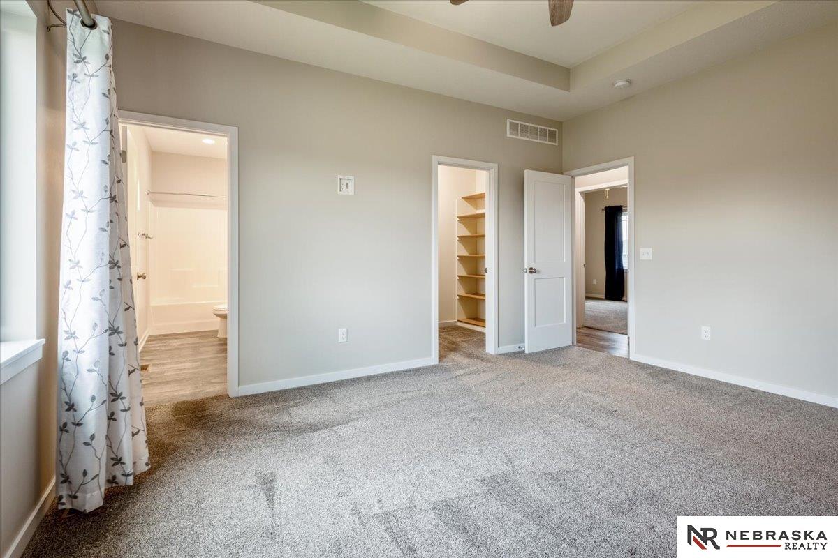 9767 Napa Ridge Drive, Lincoln, Nebraska image 17