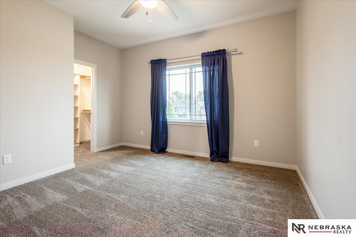 9767 Napa Ridge Drive, Lincoln, Nebraska image 24