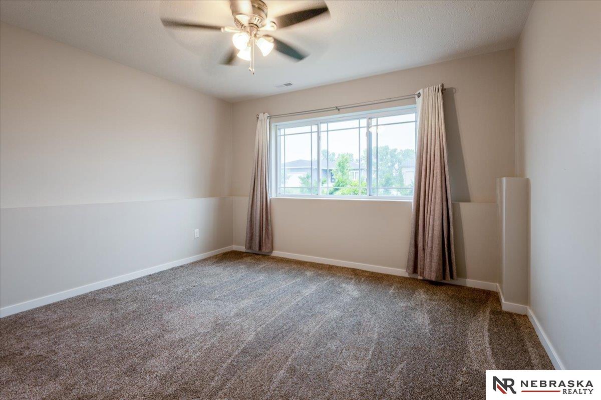 9767 Napa Ridge Drive, Lincoln, Nebraska image 31