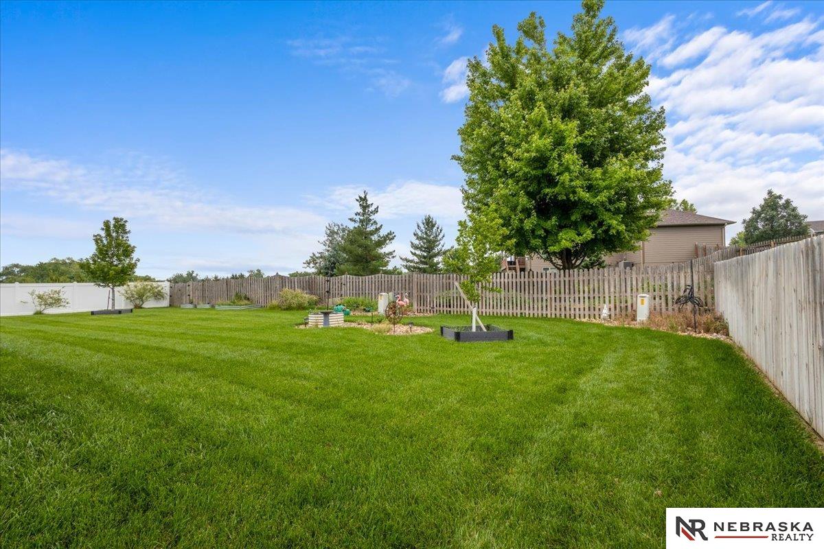 9767 Napa Ridge Drive, Lincoln, Nebraska image 36