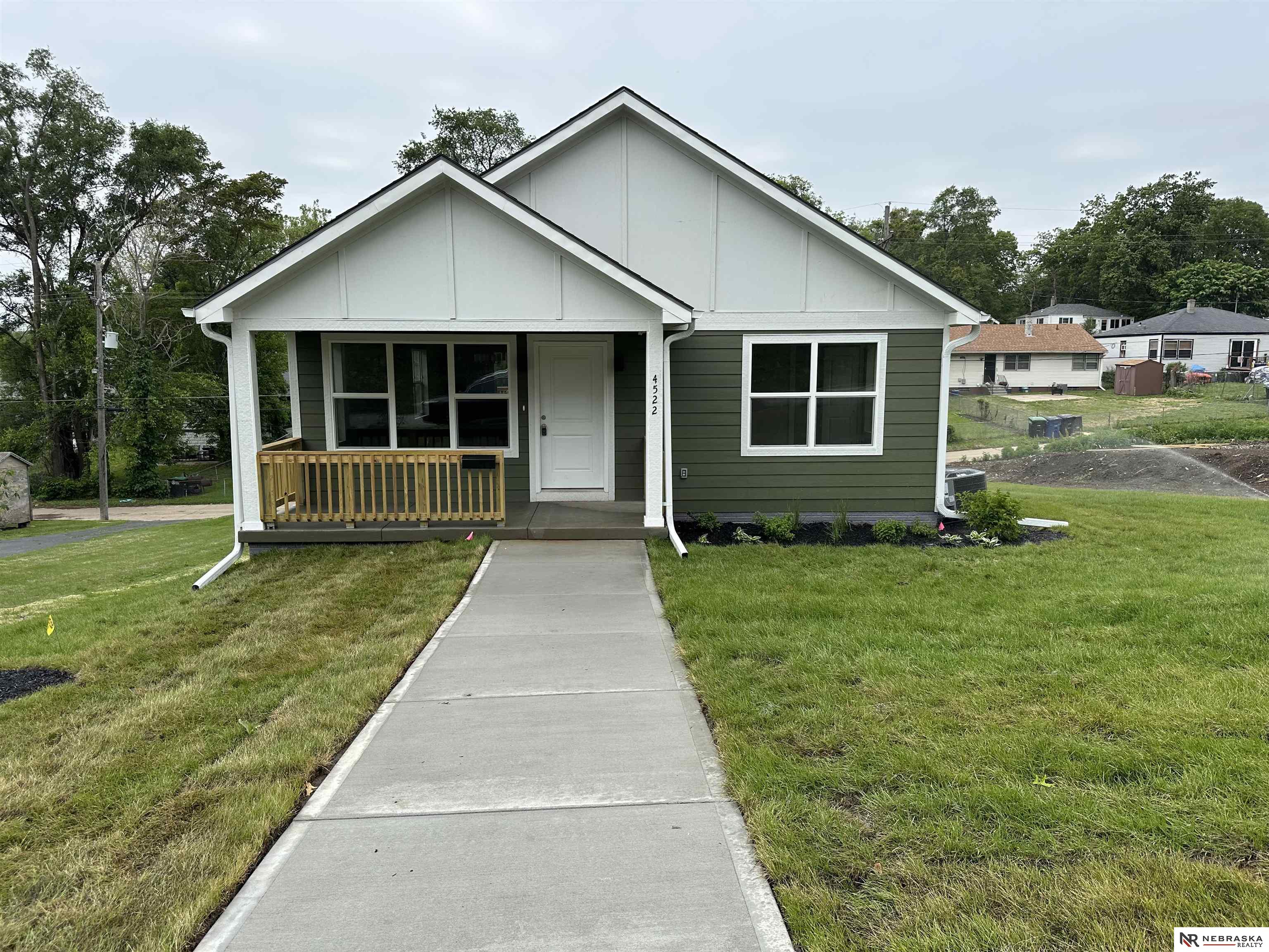 4522 N 40 Street, Omaha