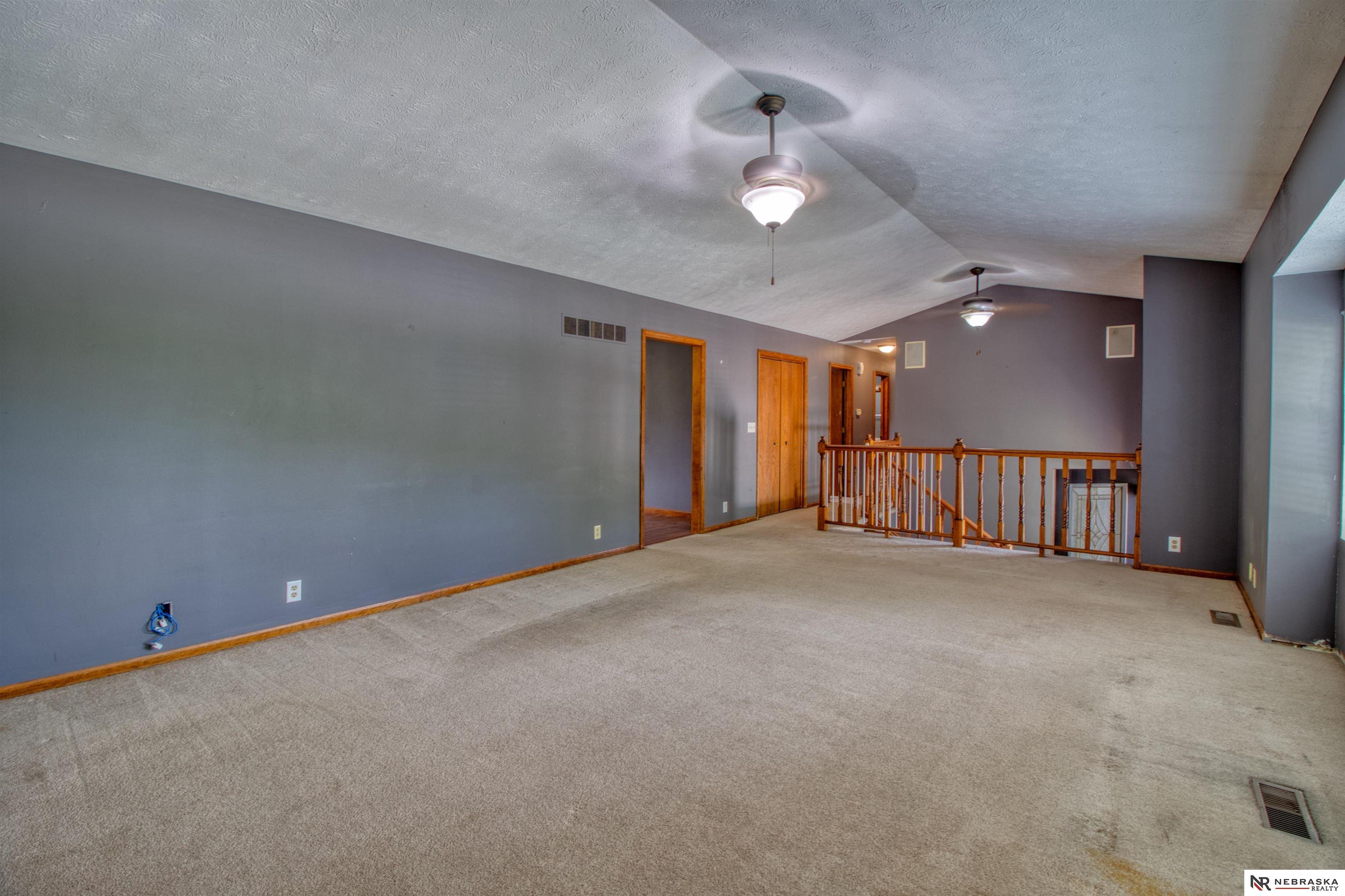 9500 Dawn Drive, Plattsmouth, Nebraska image 5