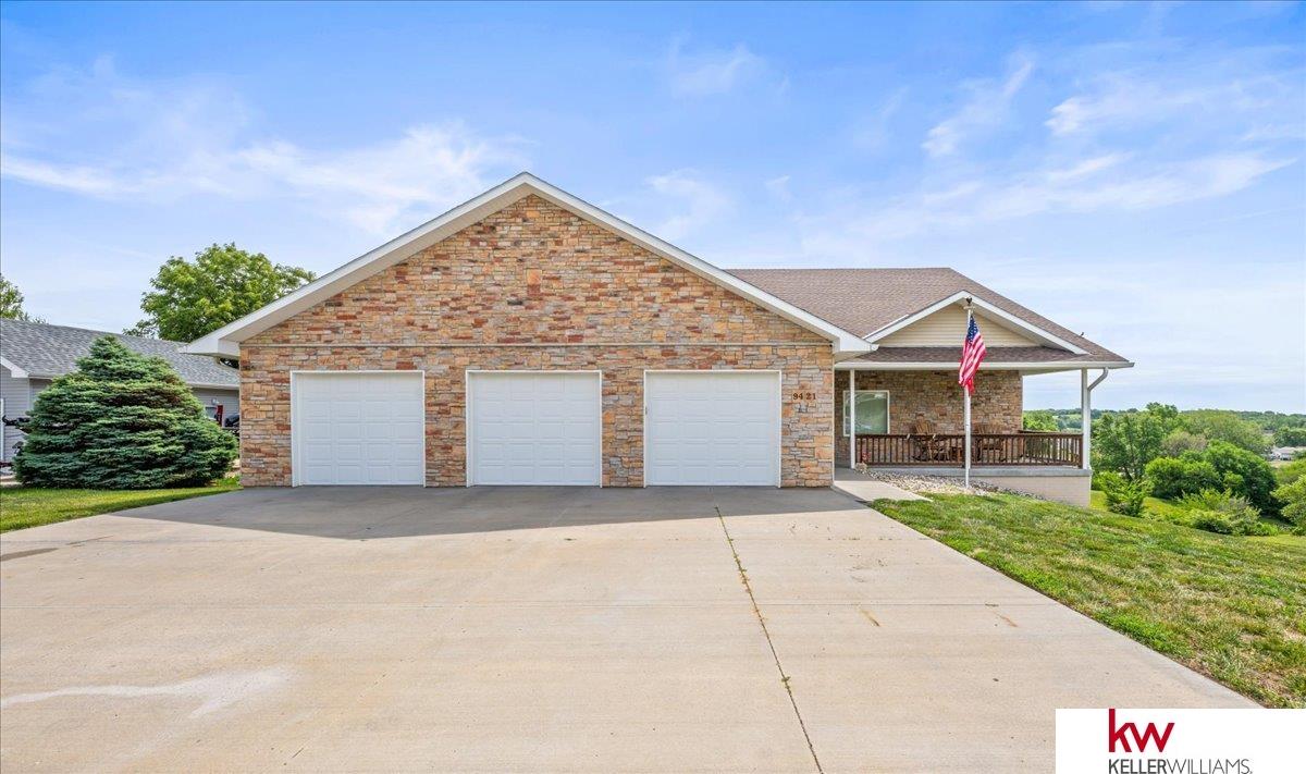 9421 Forest Lane, Plattsmouth, Nebraska image 1