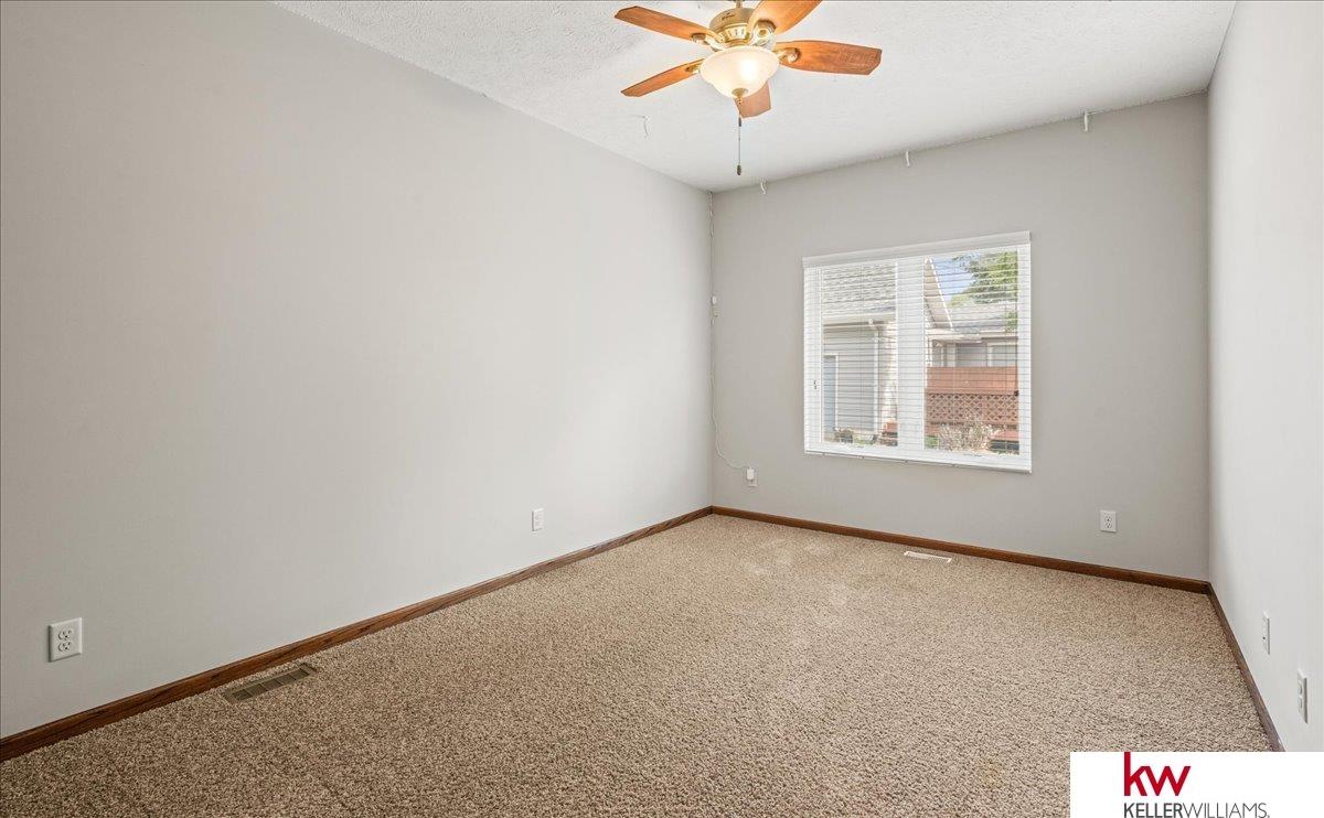 9421 Forest Lane, Plattsmouth, Nebraska image 20