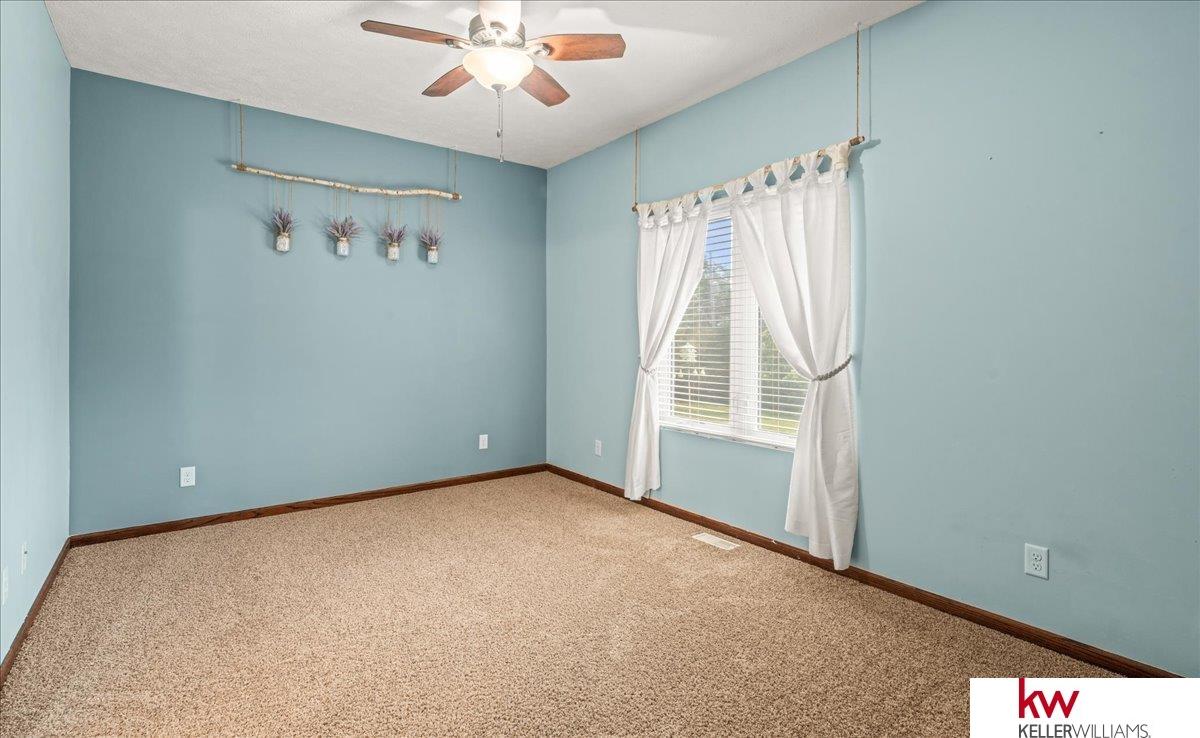 9421 Forest Lane, Plattsmouth, Nebraska image 24
