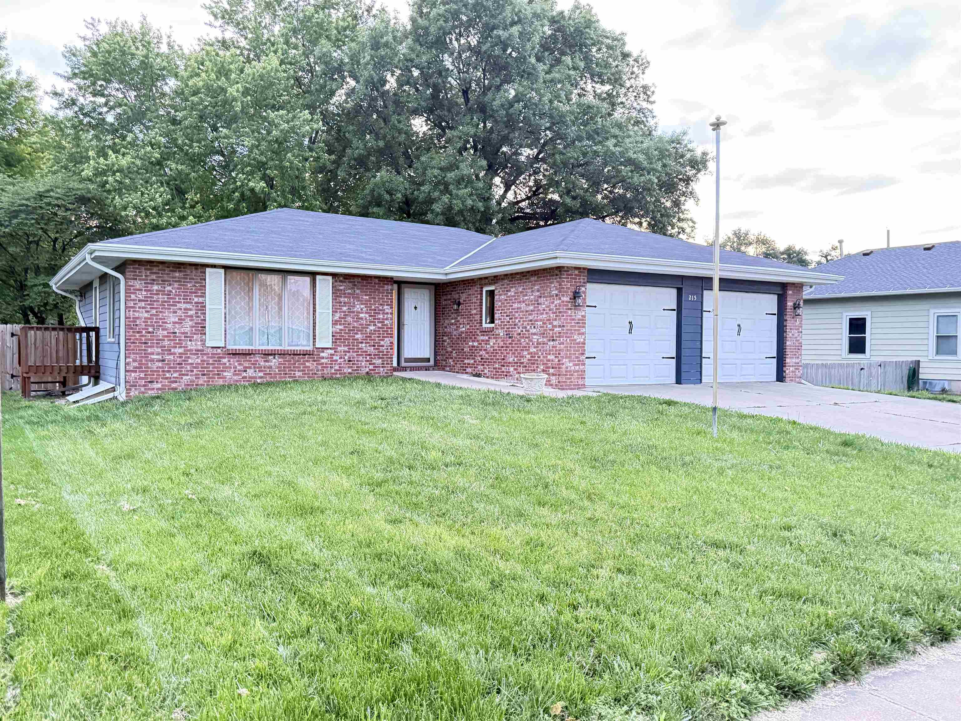 215 S 14 Street, Seward, Nebraska image 1