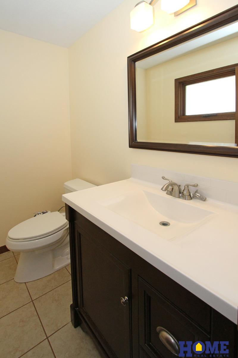 5632 Stonecliffe Court, Lincoln, Nebraska image 12