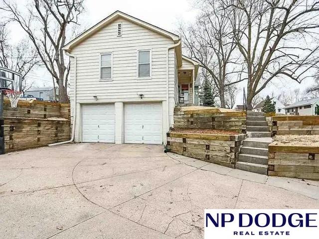 8042-8044 Maywood Street, Ralston, Nebraska image 2