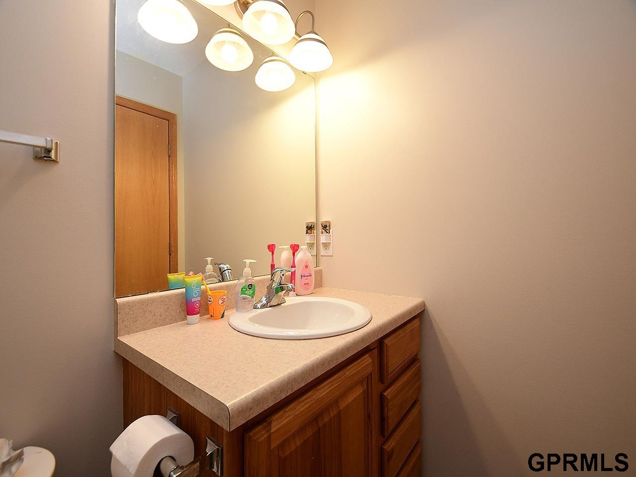 1831 Redstone Road, Lincoln, Nebraska image 15