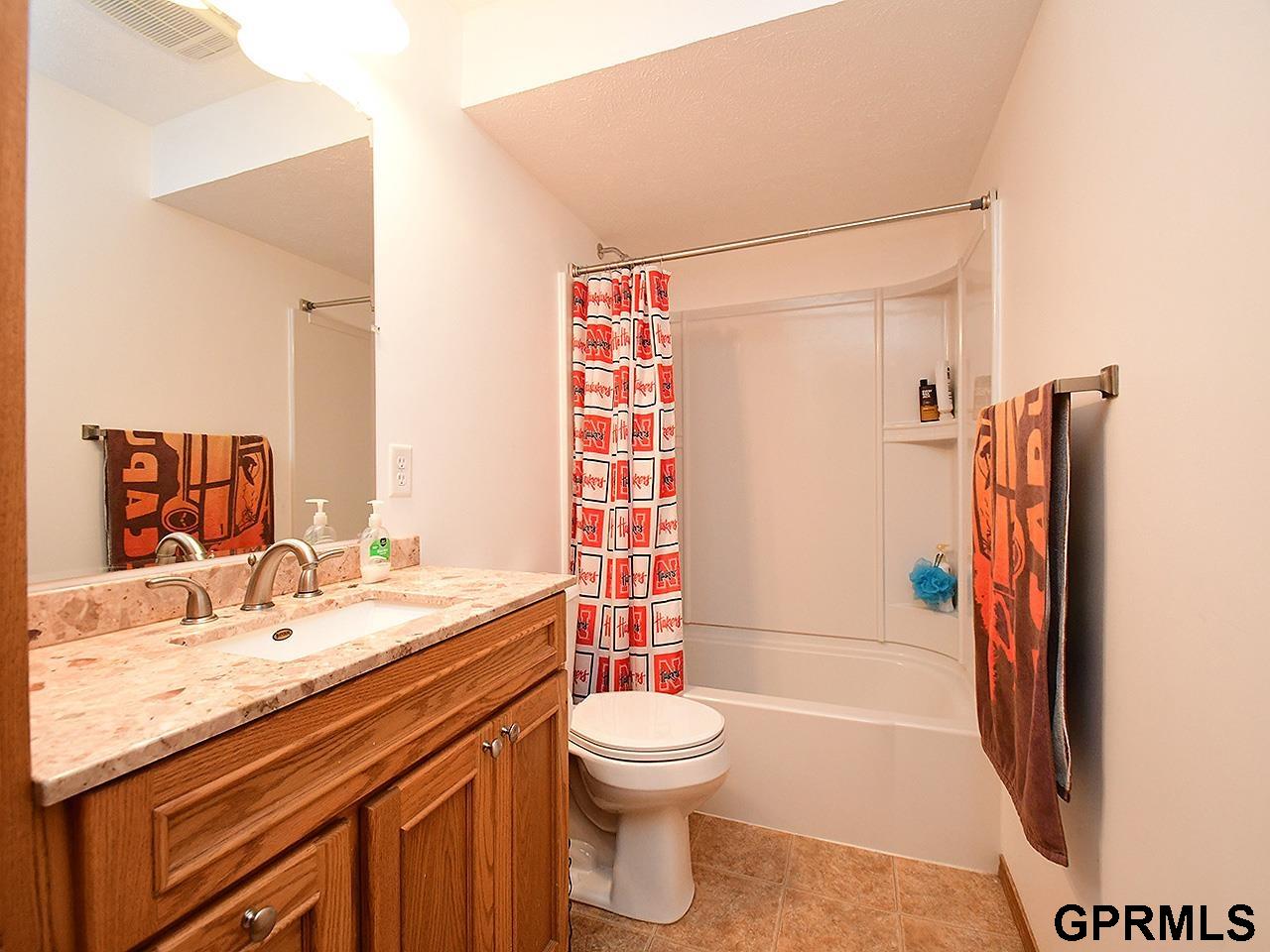 1831 Redstone Road, Lincoln, Nebraska image 23