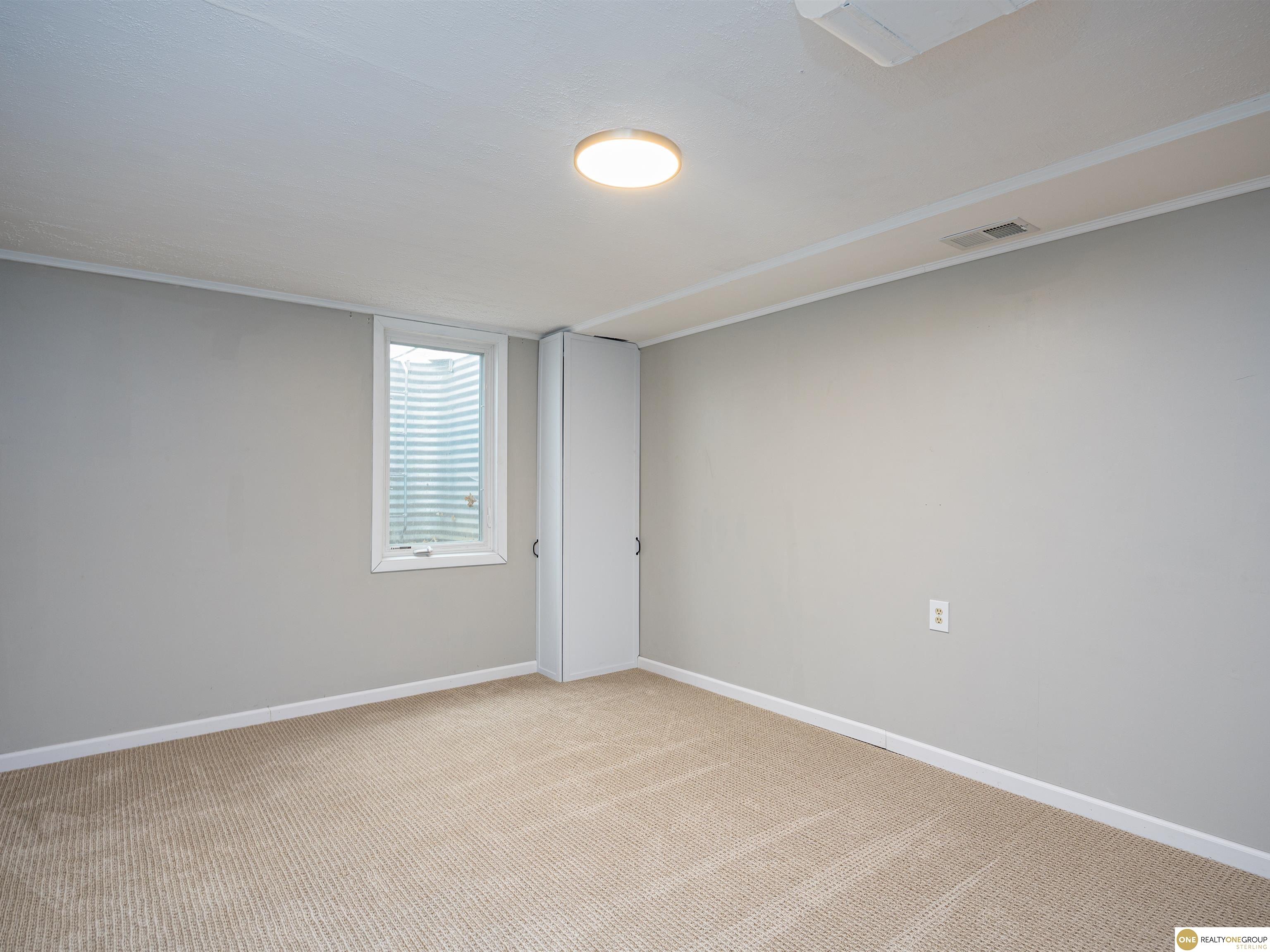 12236 Weir Street, Omaha, Nebraska image 26