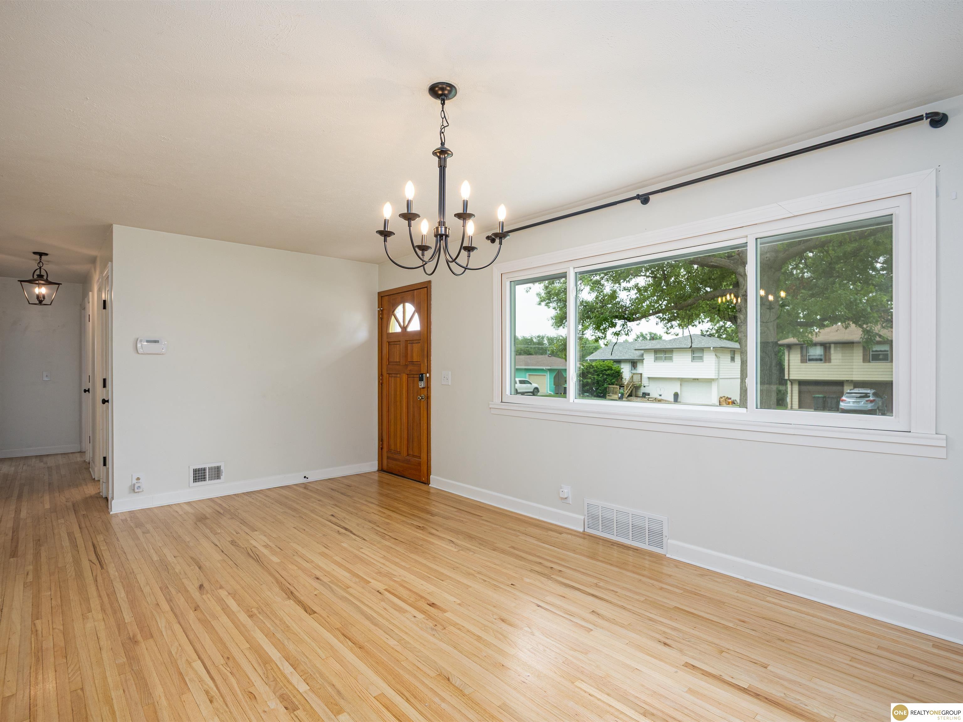 12236 Weir Street, Omaha, Nebraska image 6