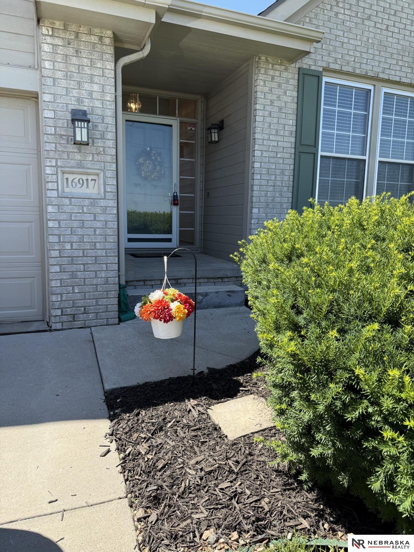 16917 Pierce Street, Omaha, Nebraska image 3
