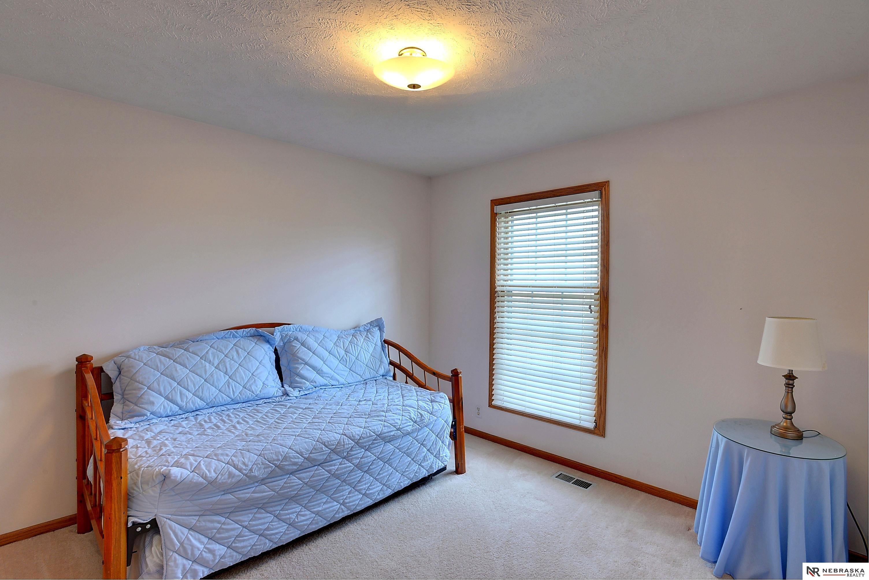 16917 Pierce Street, Omaha, Nebraska image 26