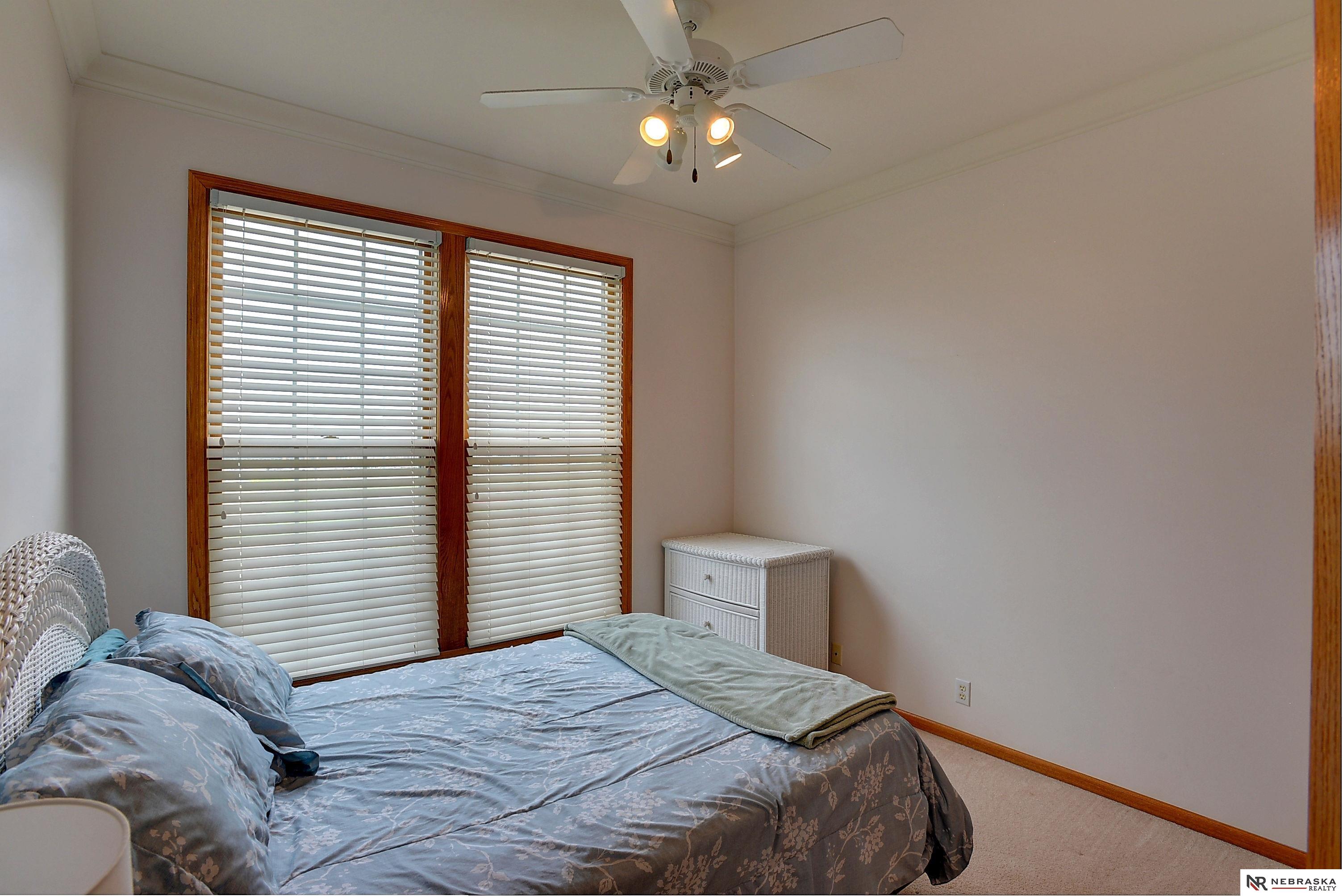16917 Pierce Street, Omaha, Nebraska image 28