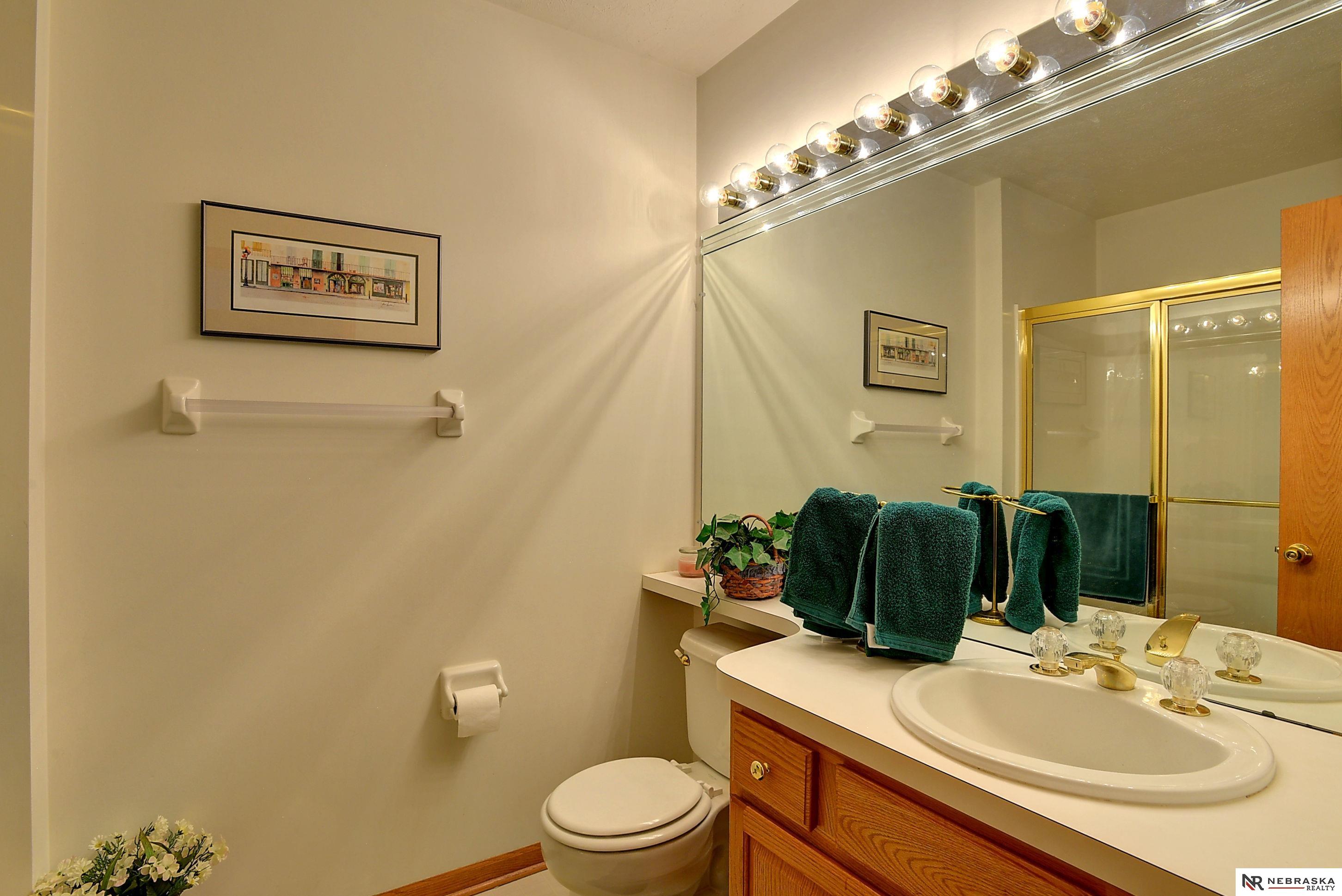 16917 Pierce Street, Omaha, Nebraska image 37