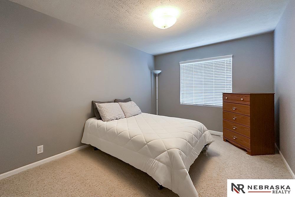 18028 Olive Street, Omaha, Nebraska image 22