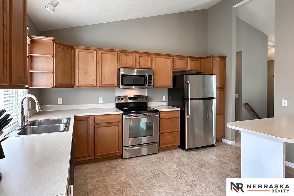 18028 Olive Street, Omaha, Nebraska image 8