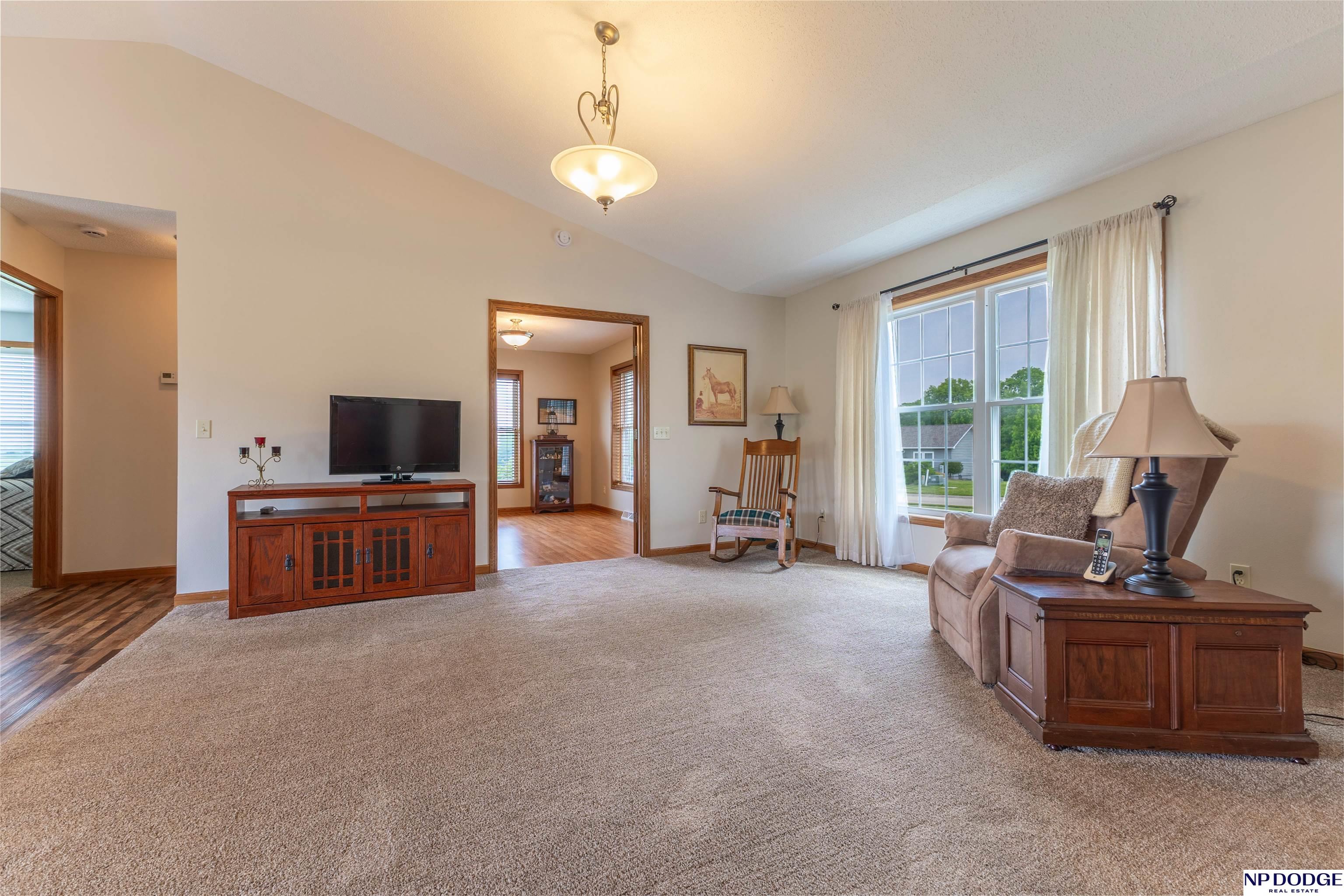 18 West Ridge Drive, Shenandoah, Iowa image 4