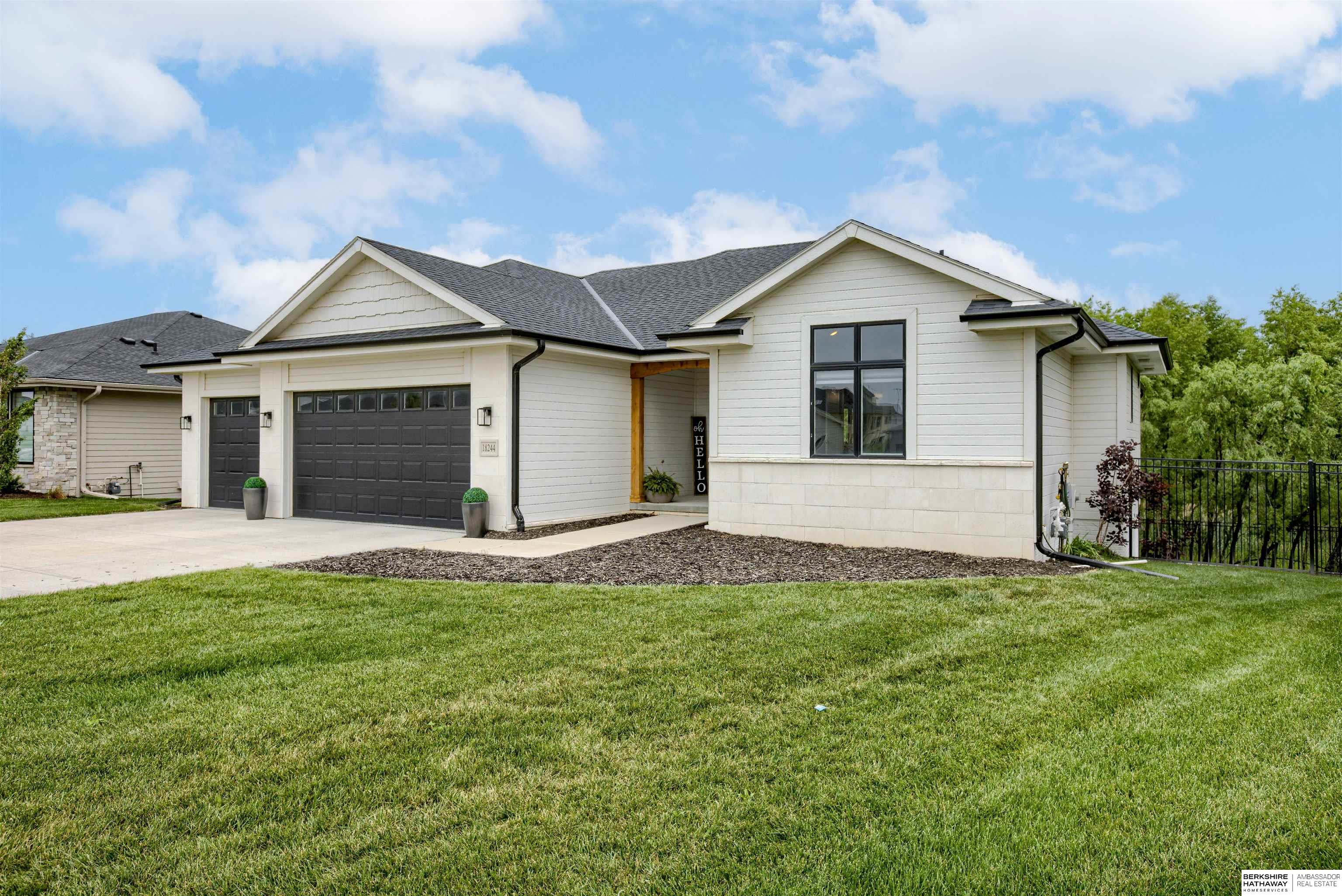 18244 Cheyenne Road, Omaha, Nebraska image 2