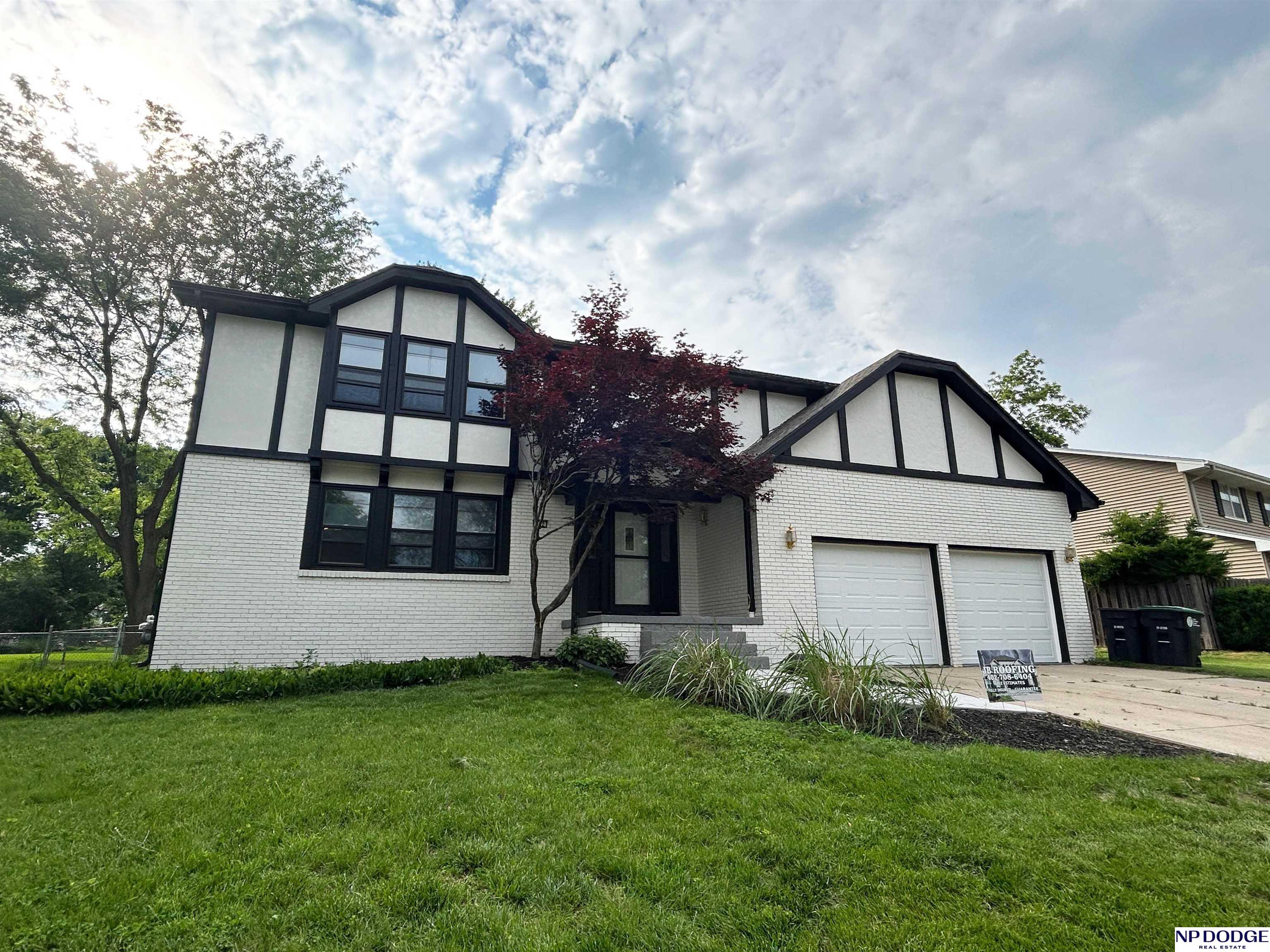 652 S 212th Street, Omaha, Nebraska image 1
