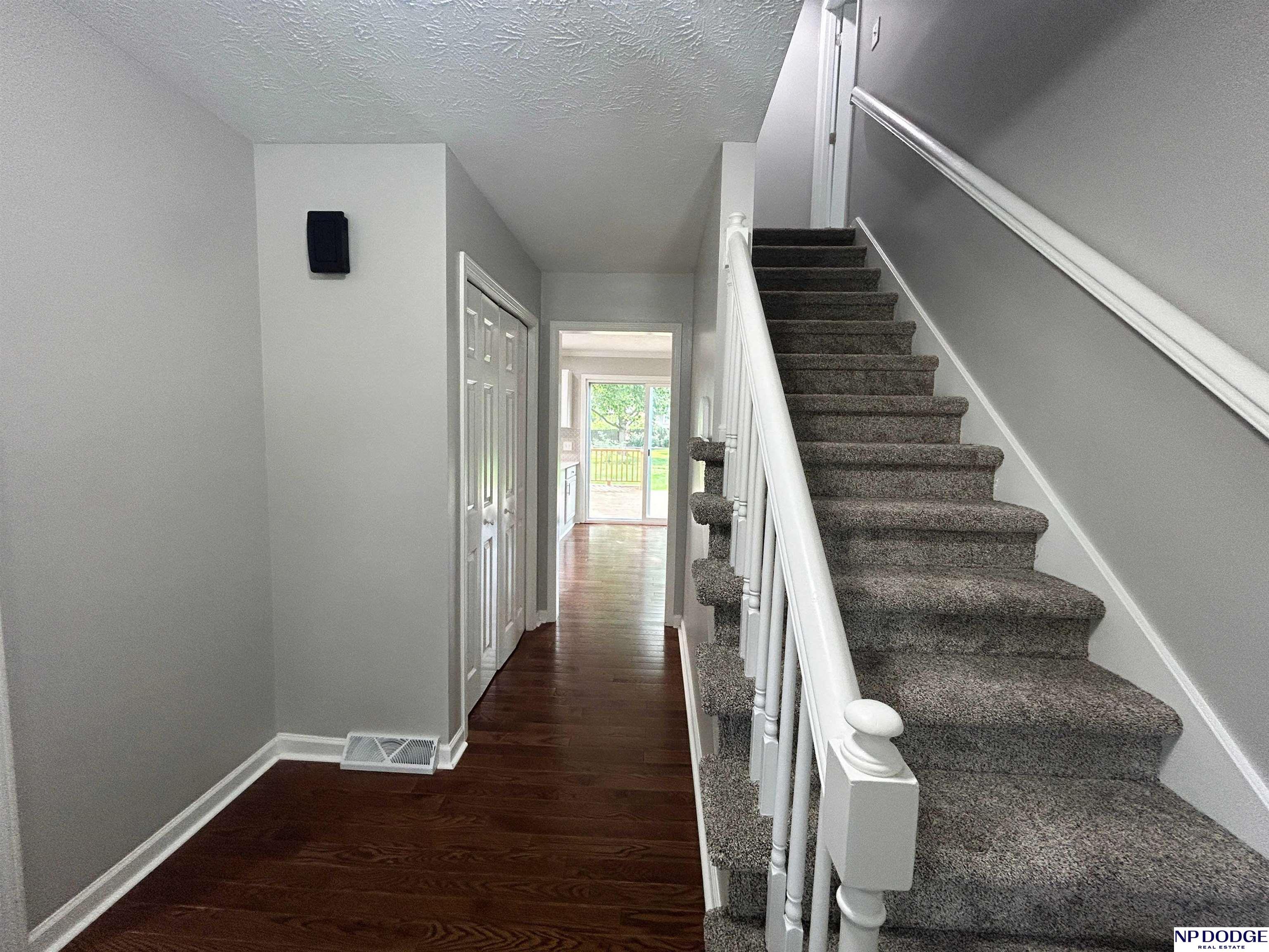 652 S 212th Street, Omaha, Nebraska image 16