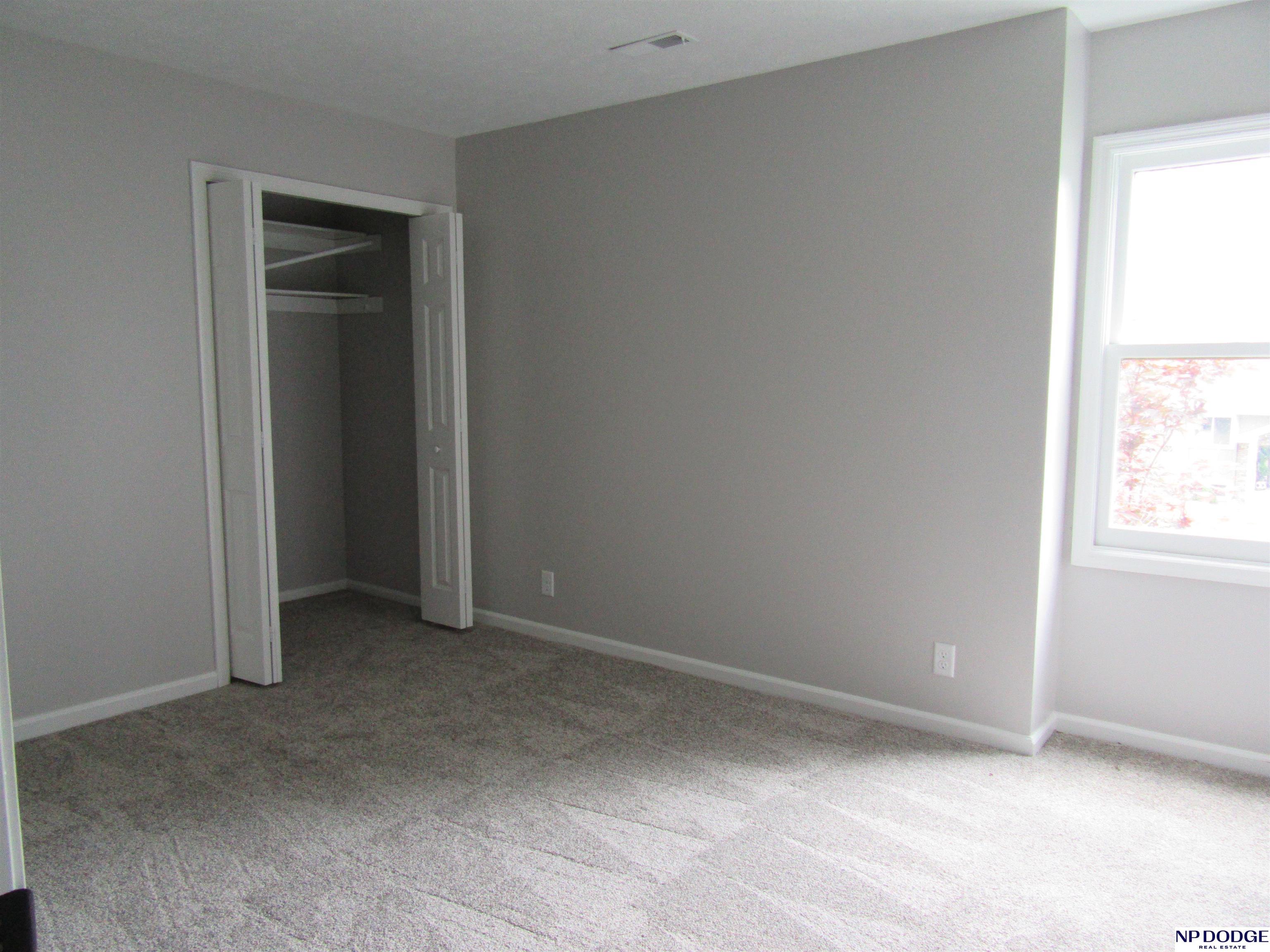 652 S 212th Street, Omaha, Nebraska image 25