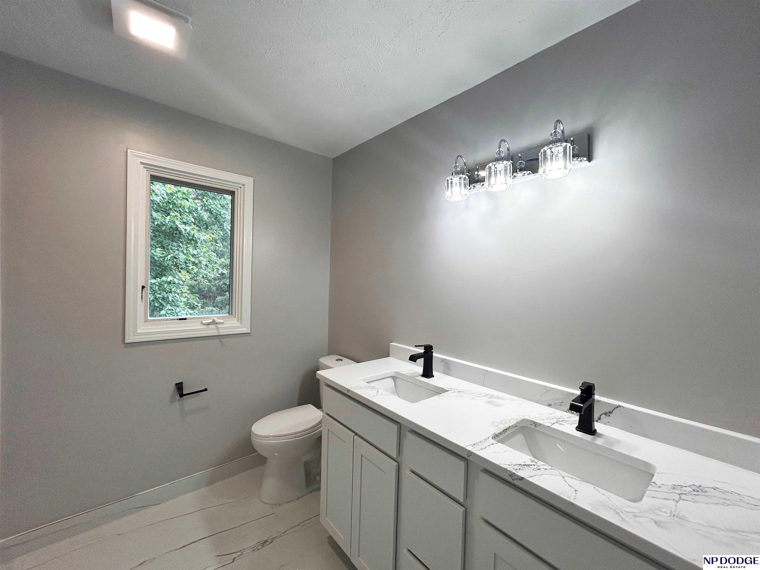 652 S 212th Street, Omaha, Nebraska image 26