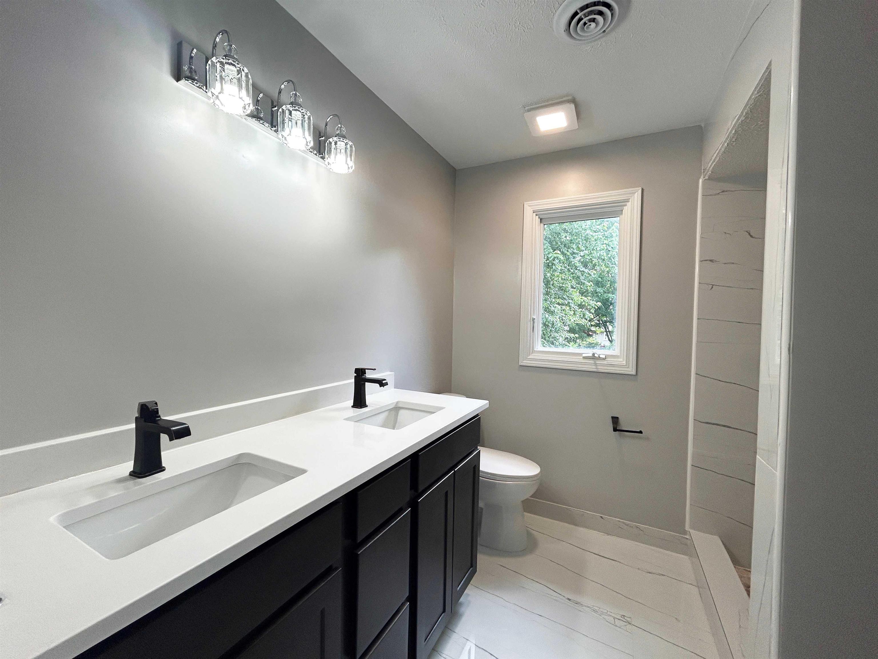 652 S 212th Street, Omaha, Nebraska image 29