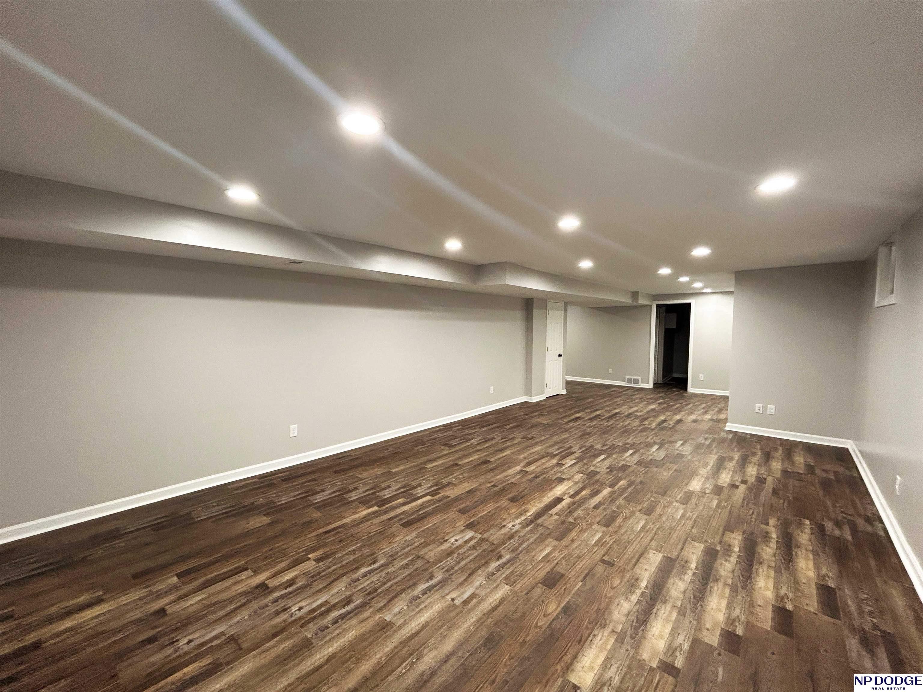 652 S 212th Street, Omaha, Nebraska image 30