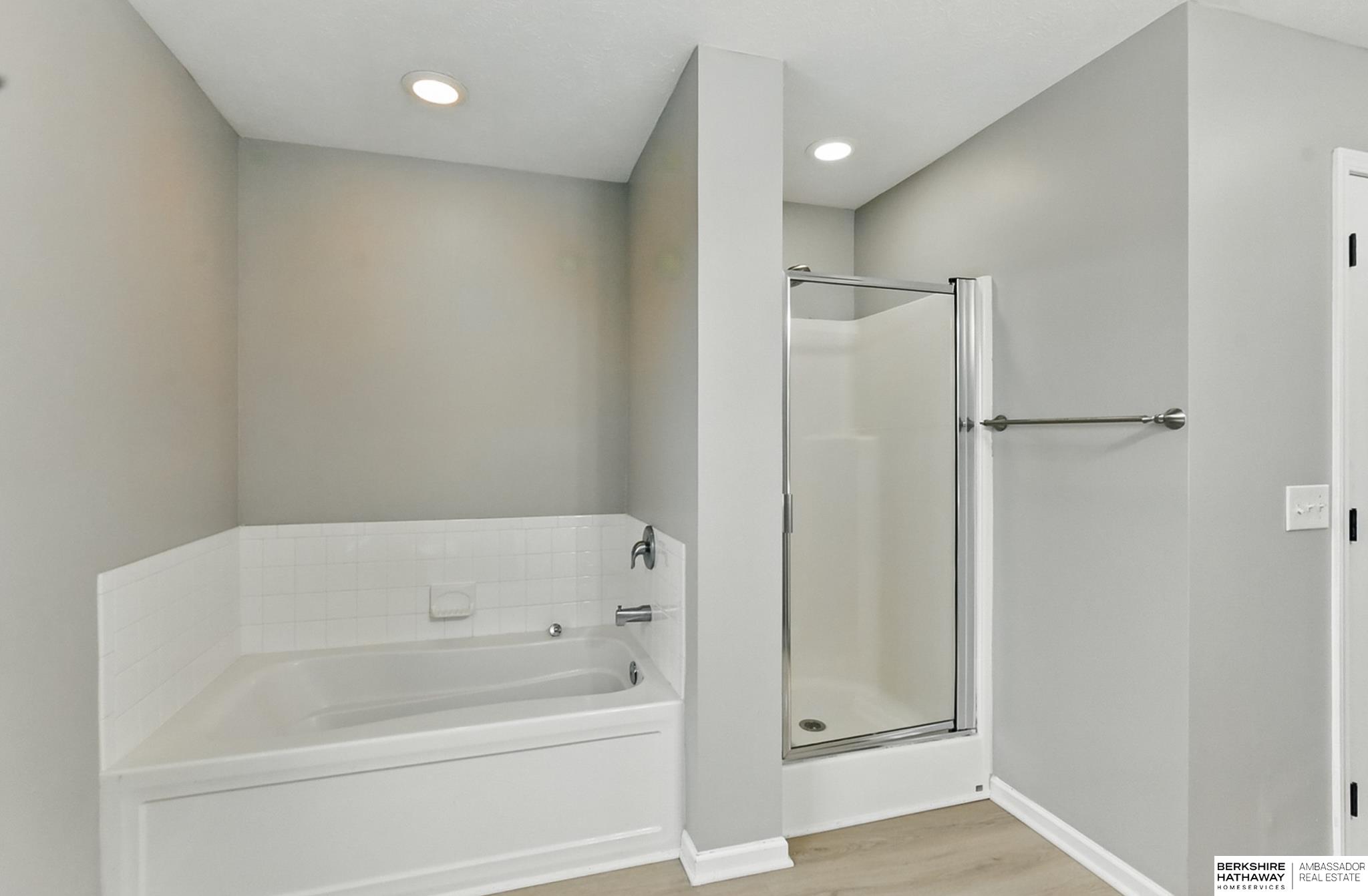 8925 N 159th Avenue, Bennington, Nebraska image 31
