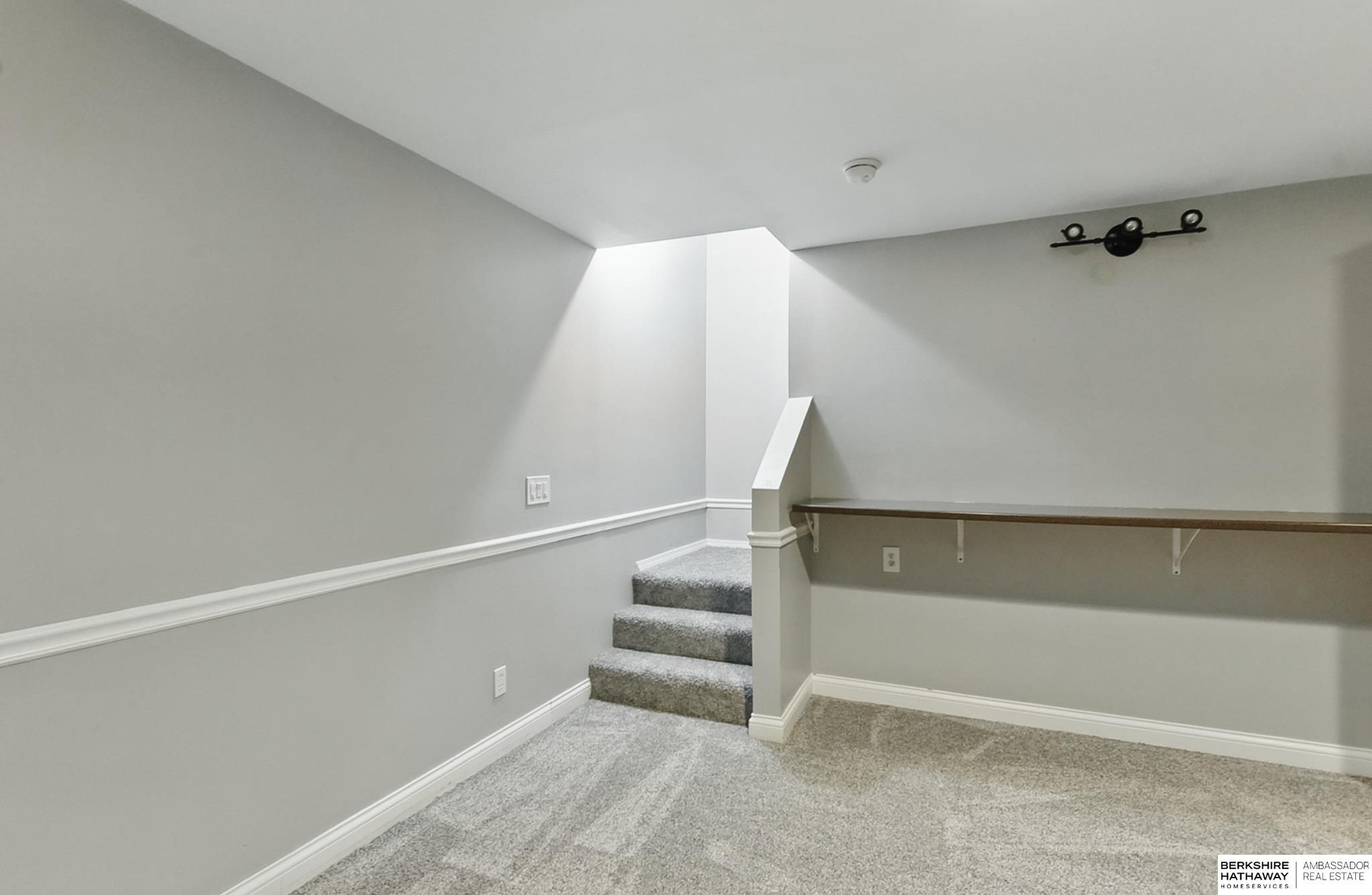 8925 N 159th Avenue, Bennington, Nebraska image 32