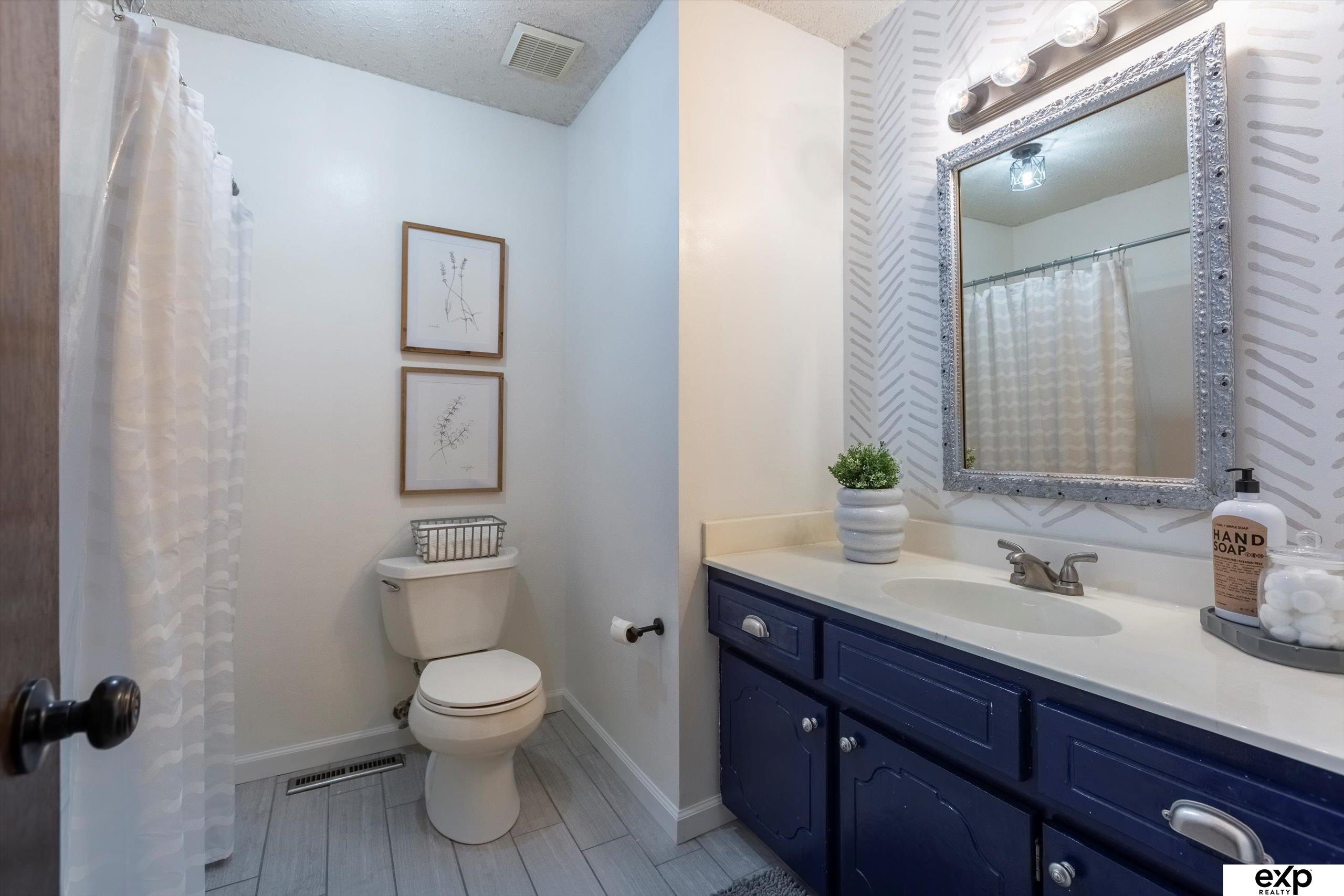 15461 Harney Street, Omaha, Nebraska image 25