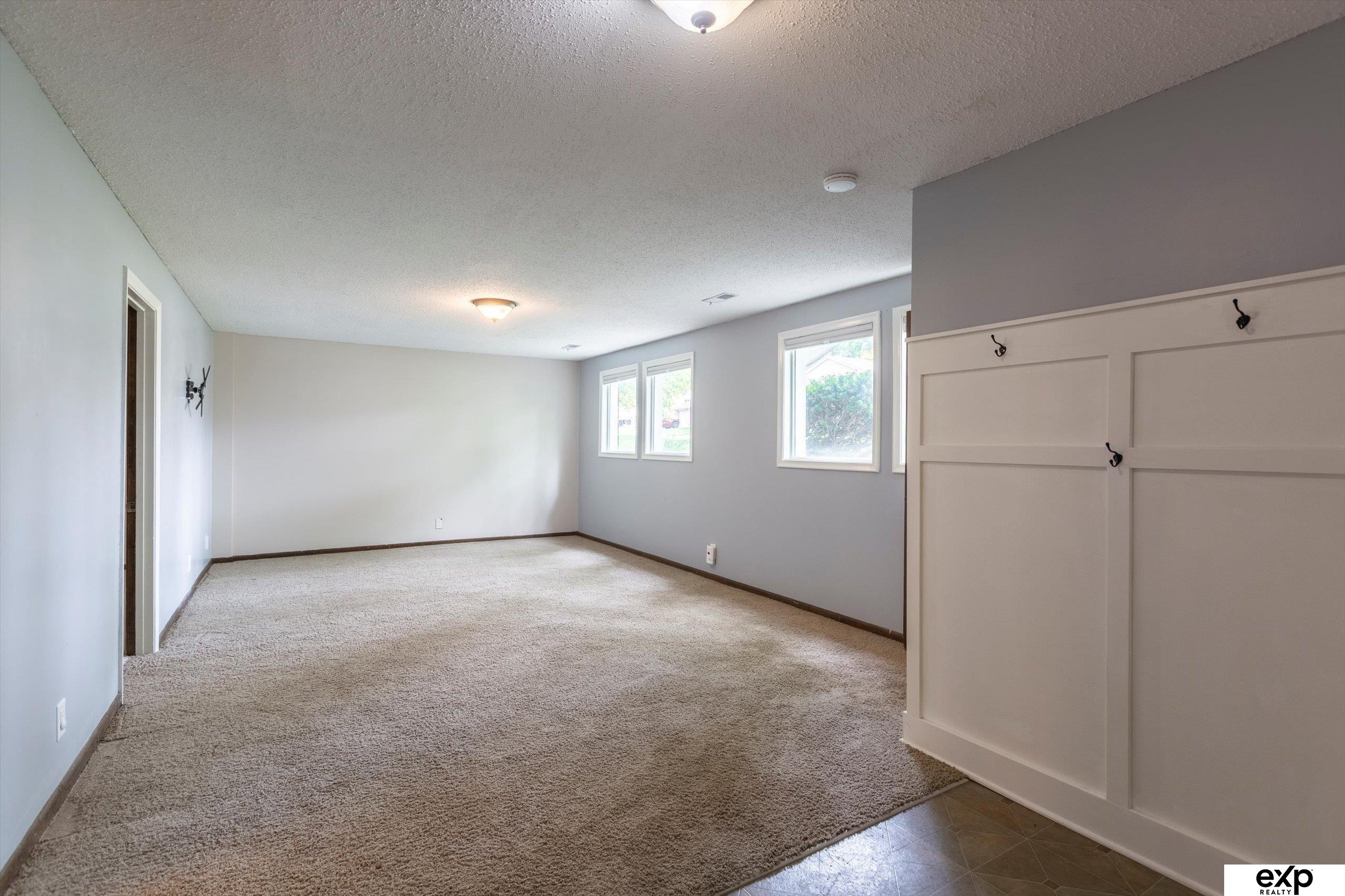 15461 Harney Street, Omaha, Nebraska image 28