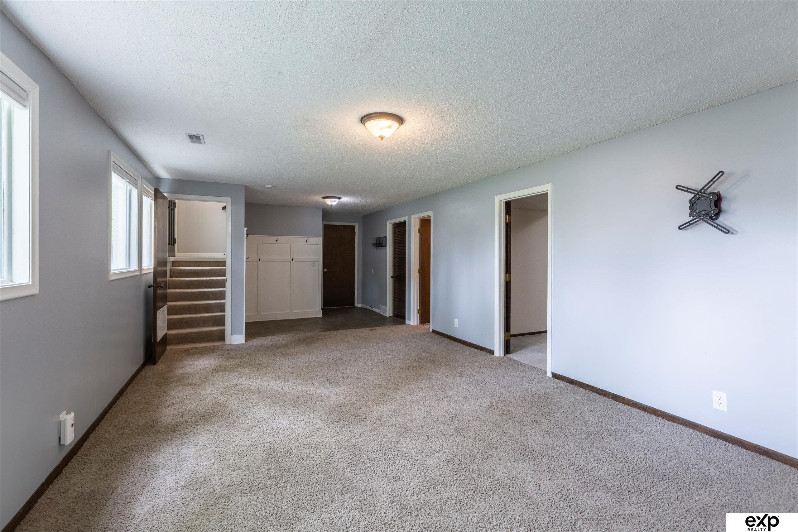 15461 Harney Street, Omaha, Nebraska image 29