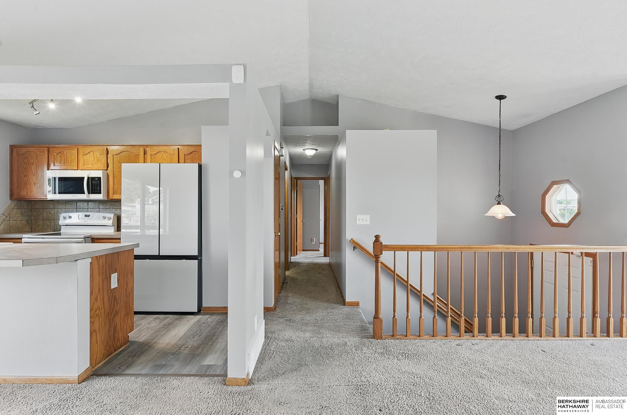 8517 Vernon Avenue, Omaha, Nebraska image 12