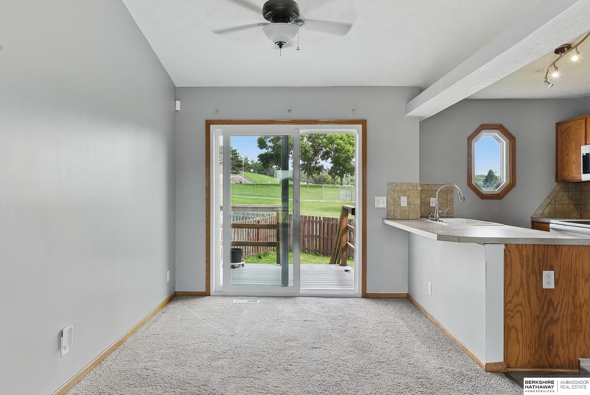 8517 Vernon Avenue, Omaha, Nebraska image 13