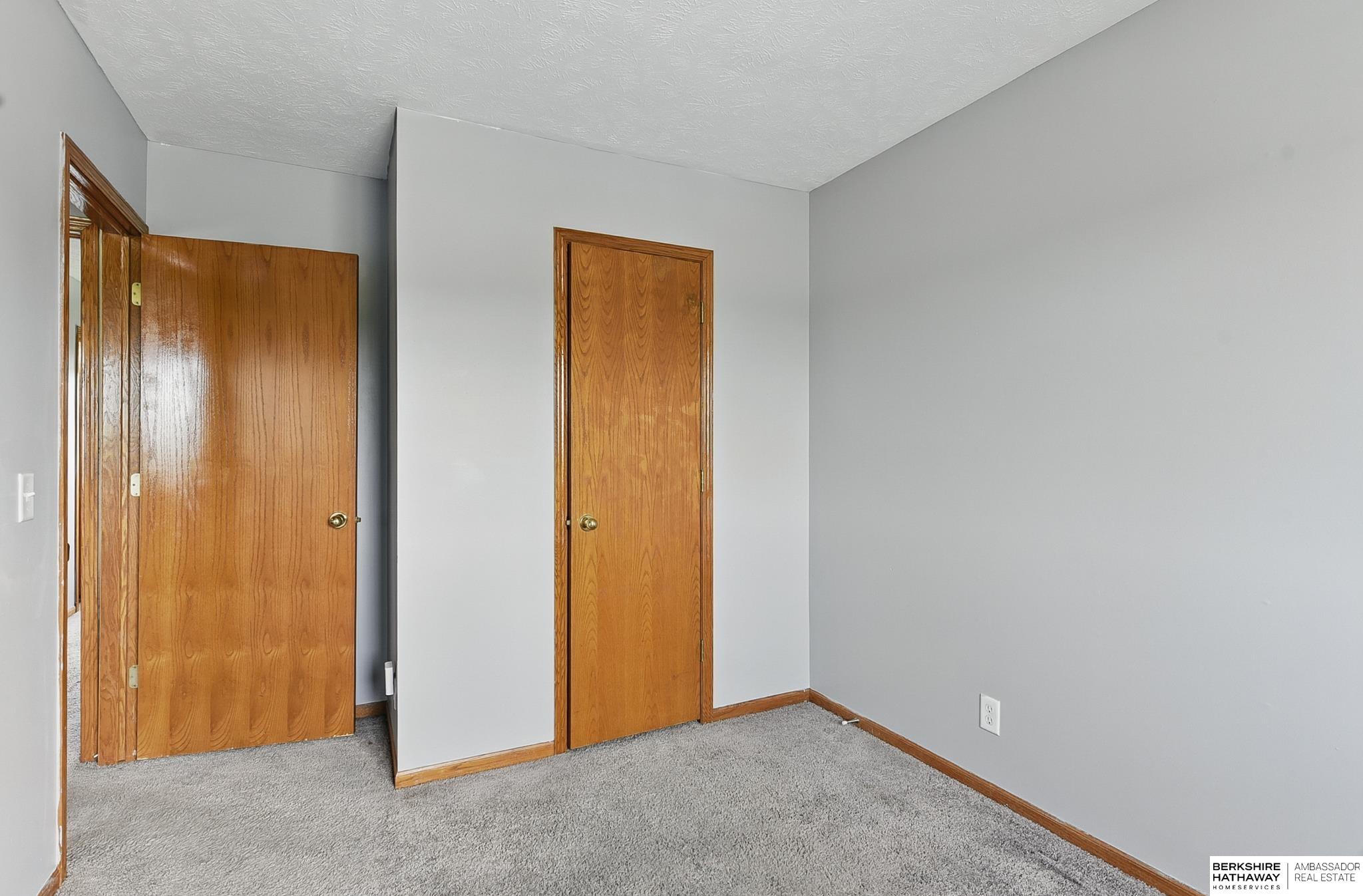 8517 Vernon Avenue, Omaha, Nebraska image 23
