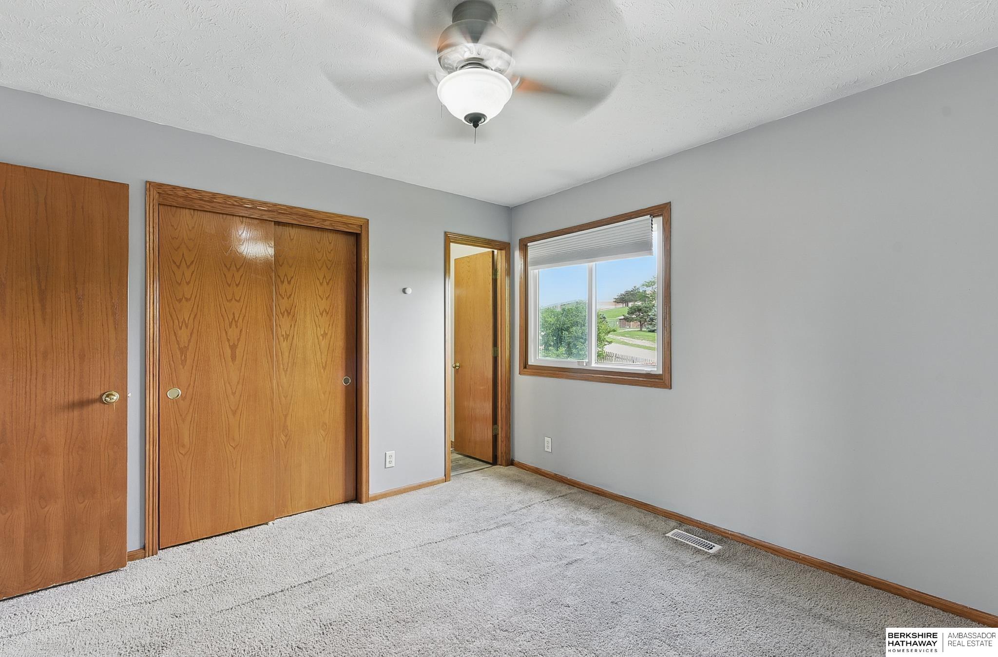 8517 Vernon Avenue, Omaha, Nebraska image 25