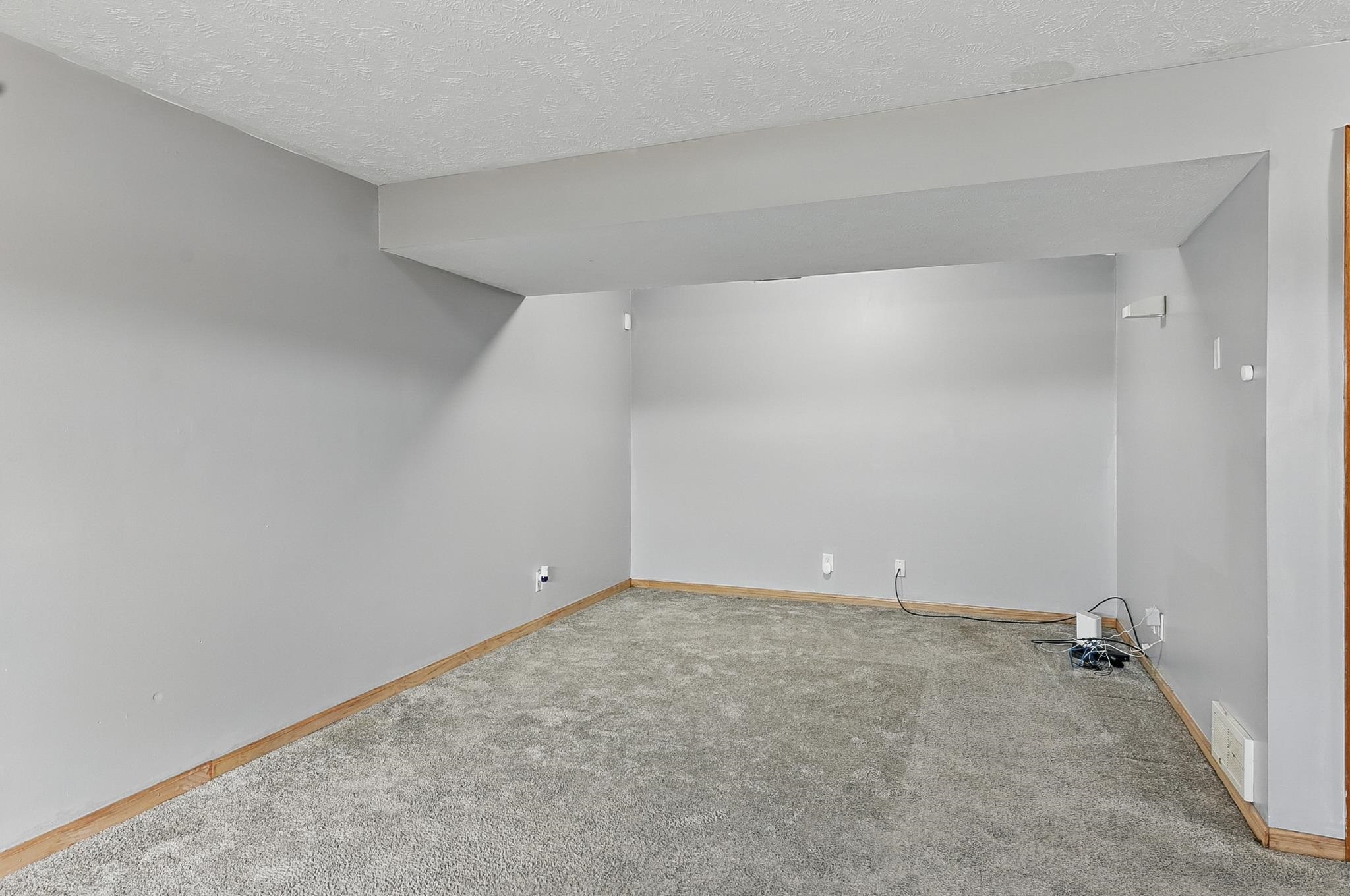 8517 Vernon Avenue, Omaha, Nebraska image 29