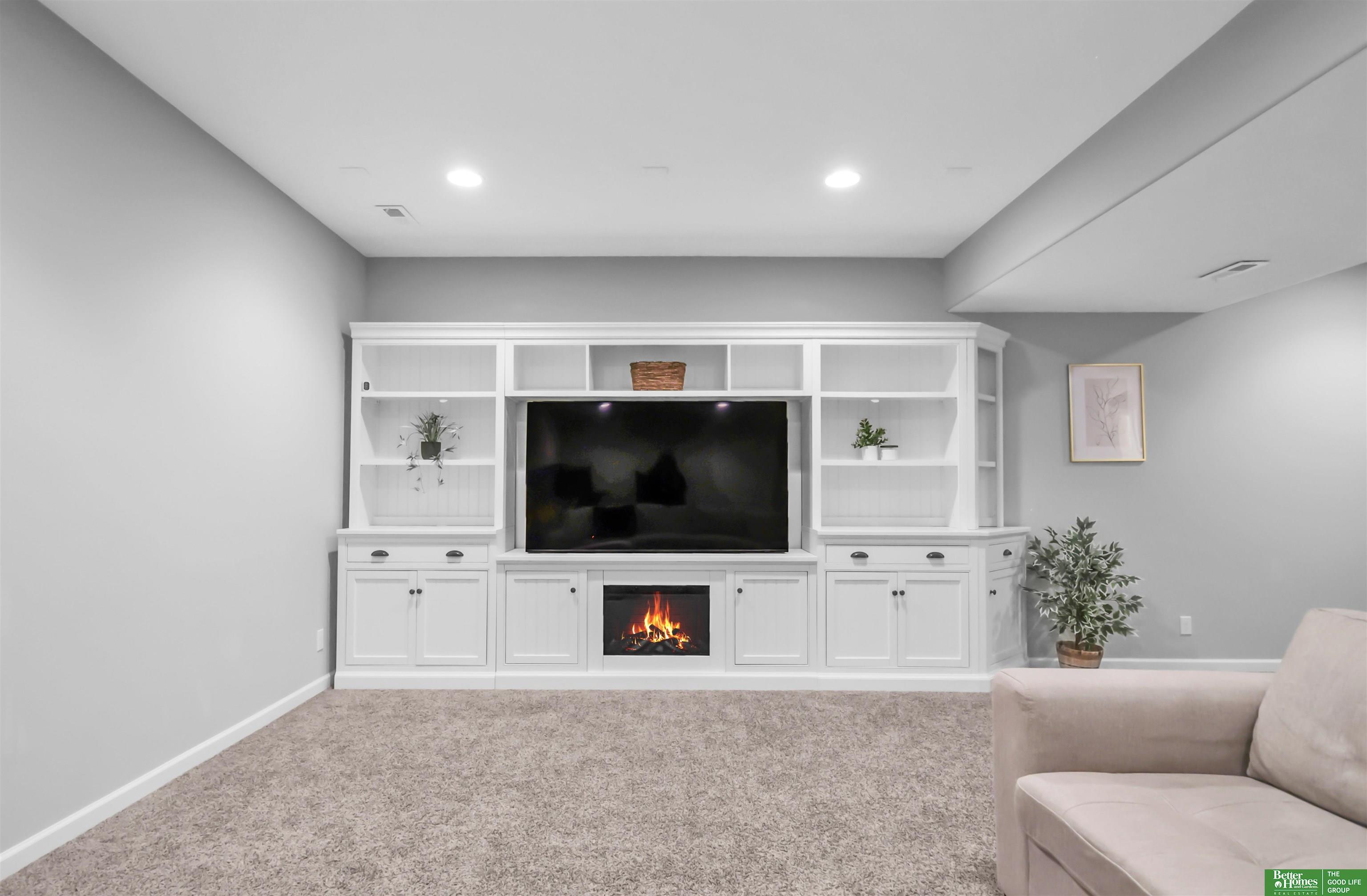 11513 Sahler Street, Omaha, Nebraska image 35