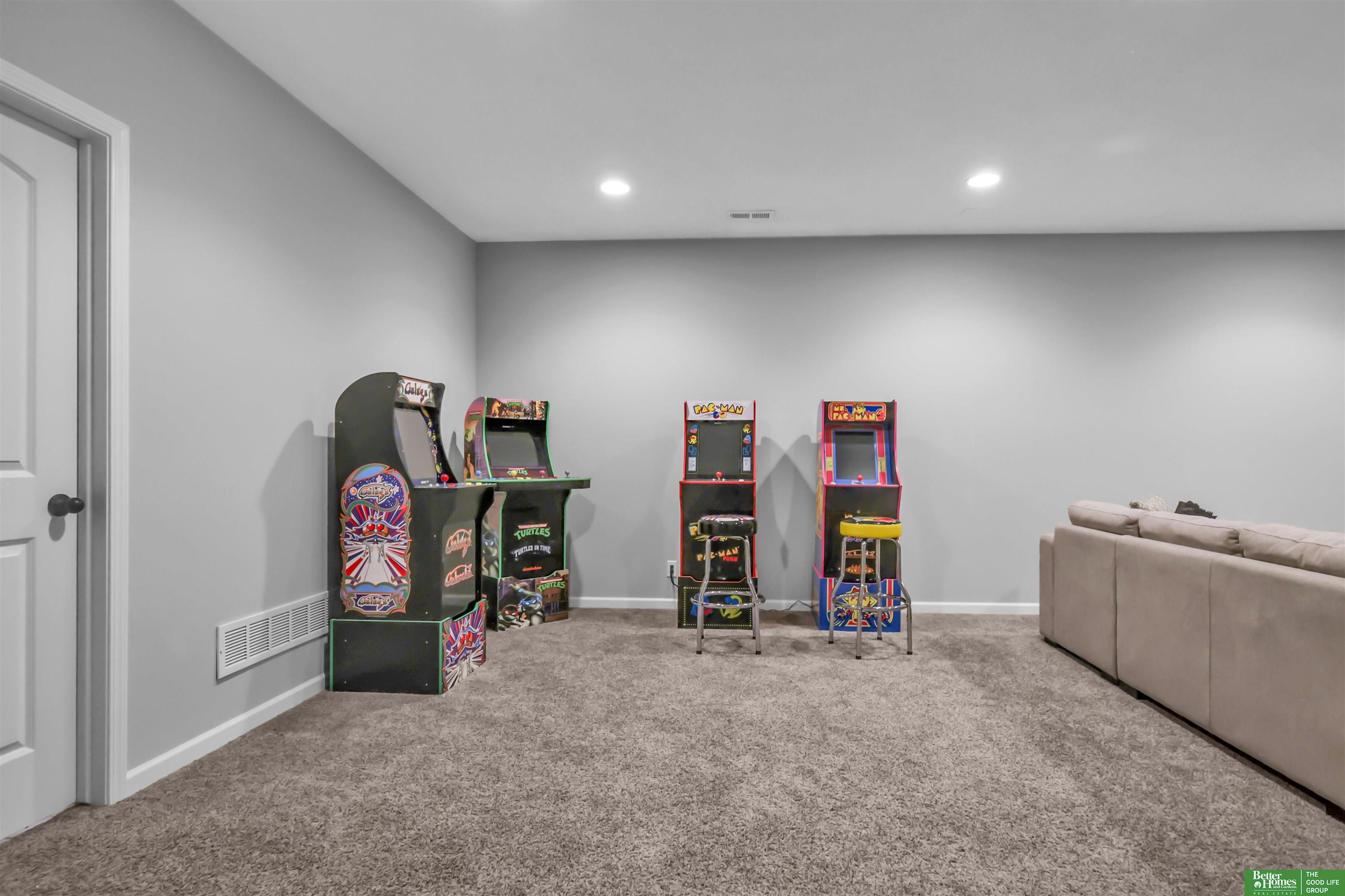 11513 Sahler Street, Omaha, Nebraska image 36