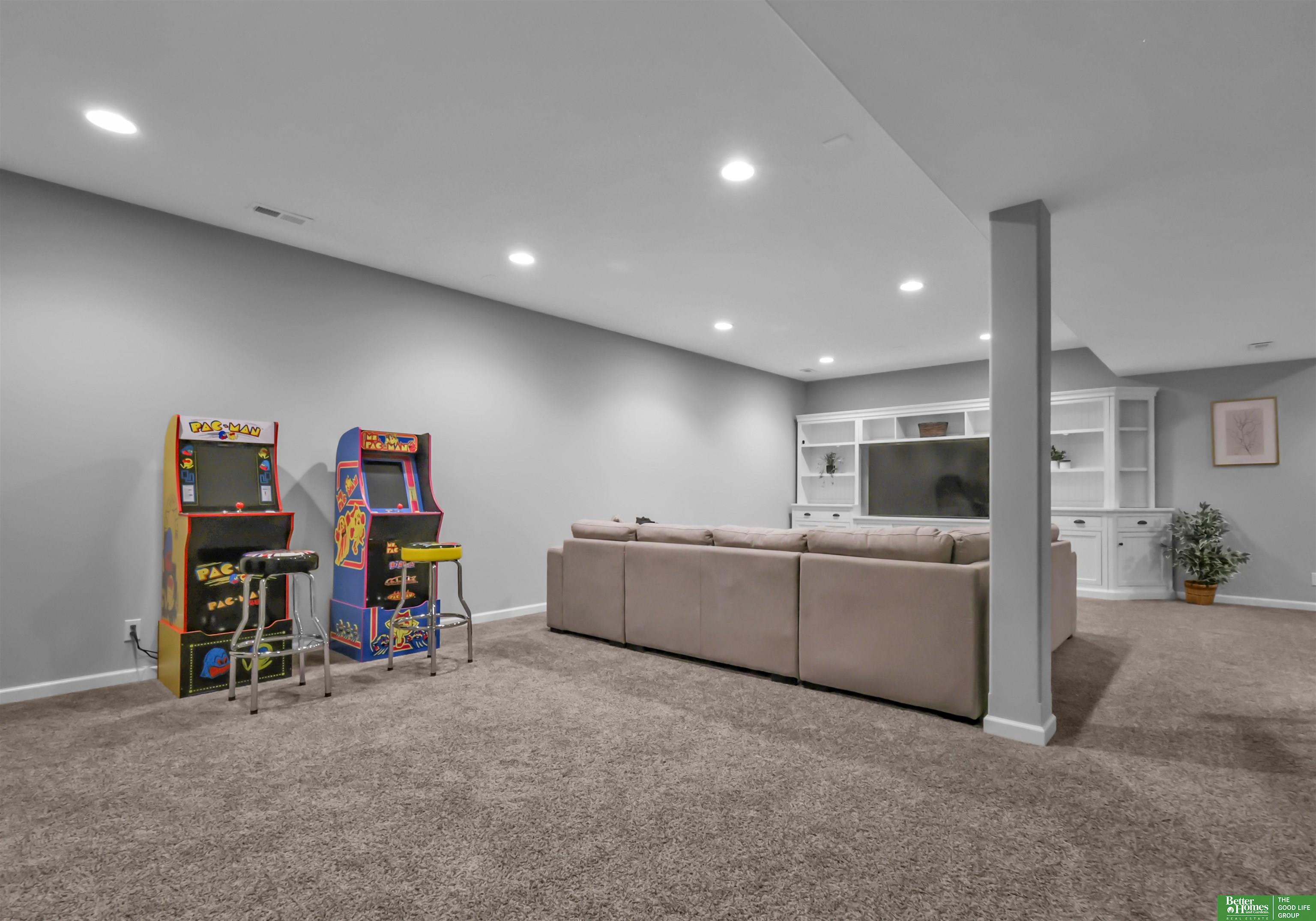 11513 Sahler Street, Omaha, Nebraska image 37