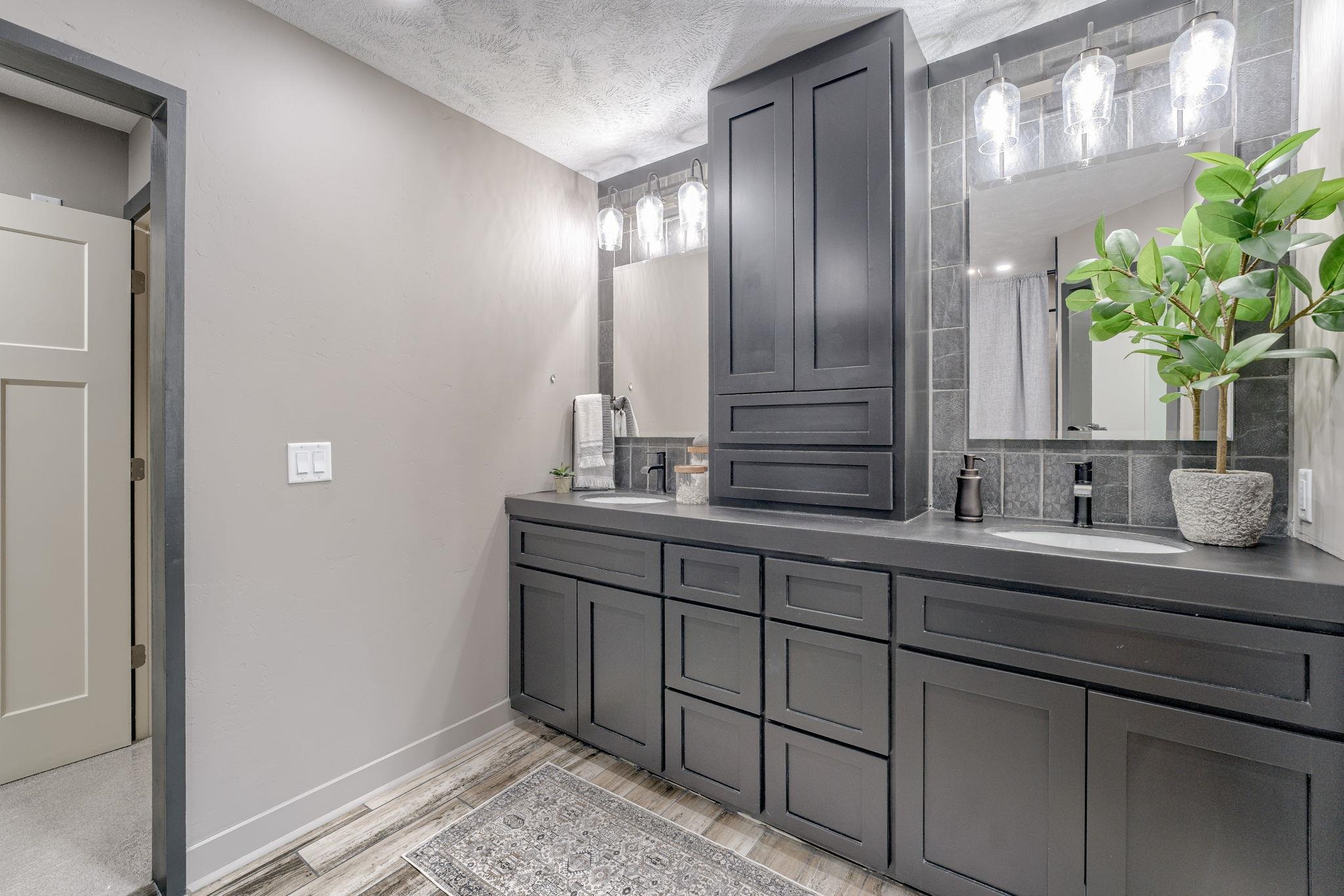 3913 N 207th Street, Elkhorn, Nebraska image 32